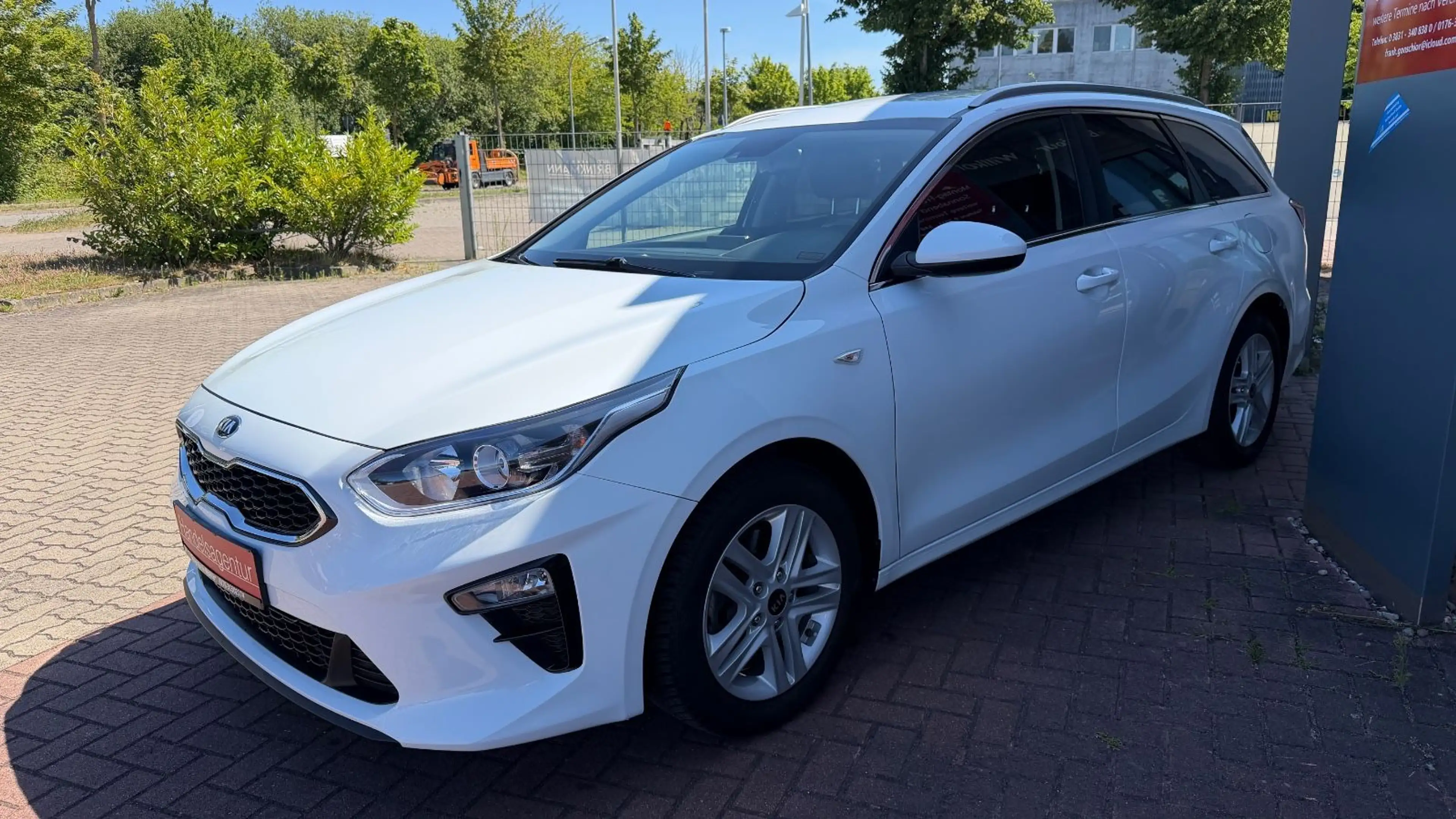 Kia Ceed SW / cee'd SW cee'd 1.4T SW*DSG*NAVI*SH*LRH*RFK* — photo 4