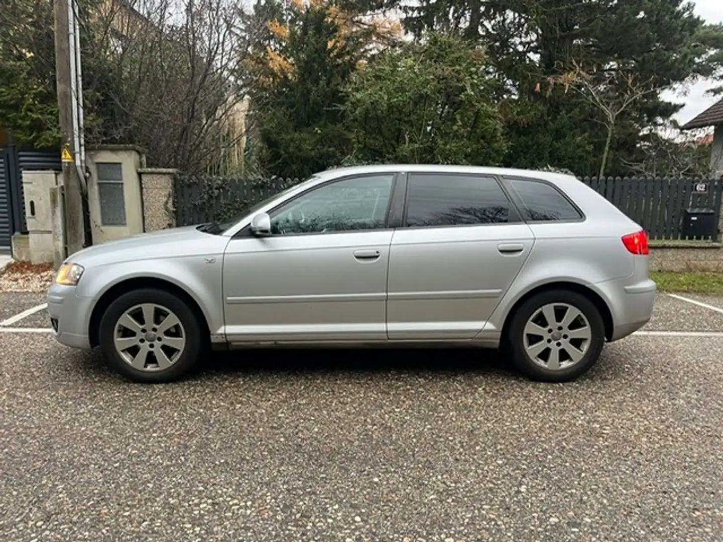 Audi A3 SB Ambiente 1,9 TDI/Pickerl vom ÖAMTC bis 05/2026 Silber - 2