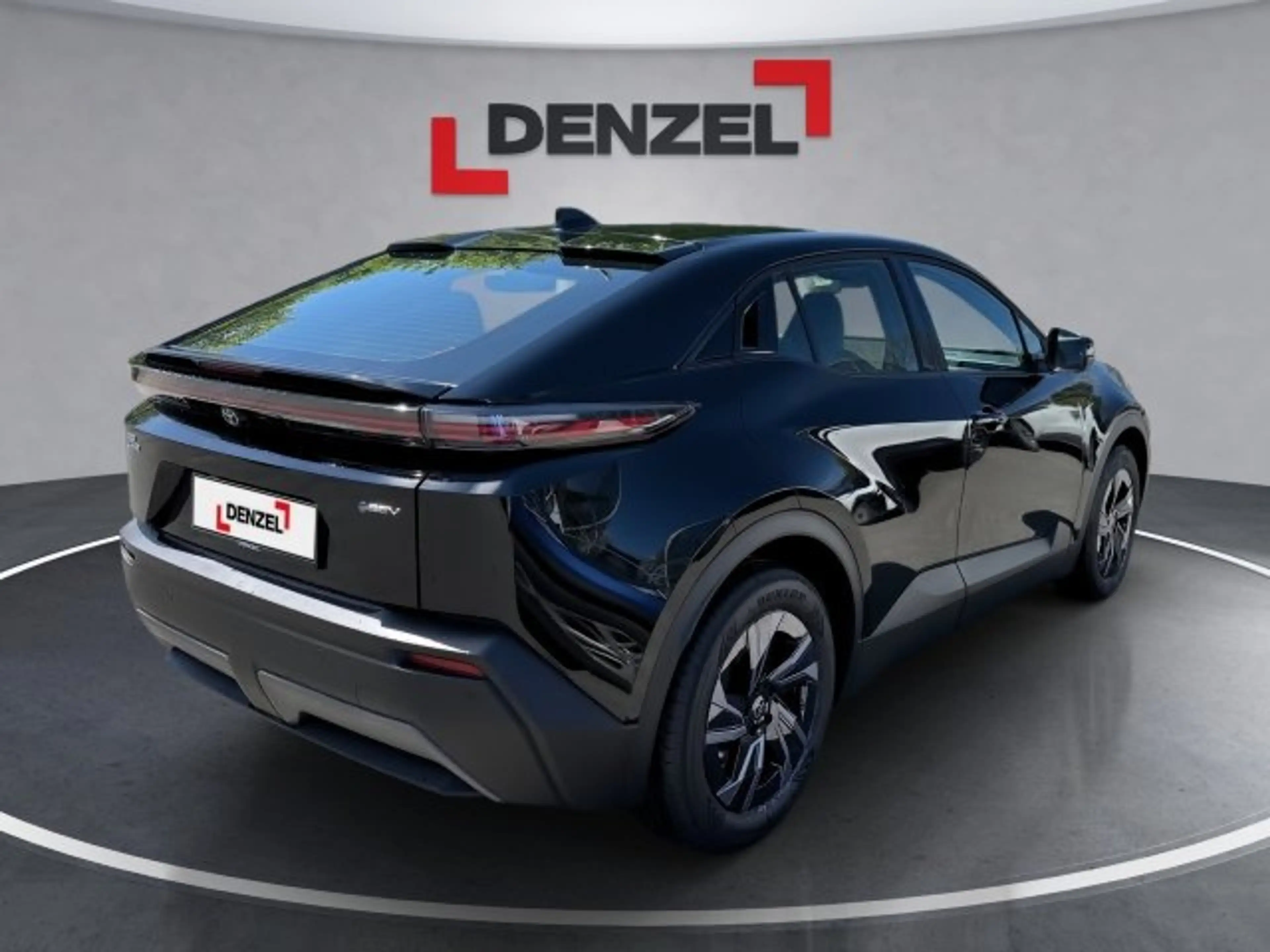 Toyota C-HR+ + BEV 1 4x2 Active ECV — photo 4