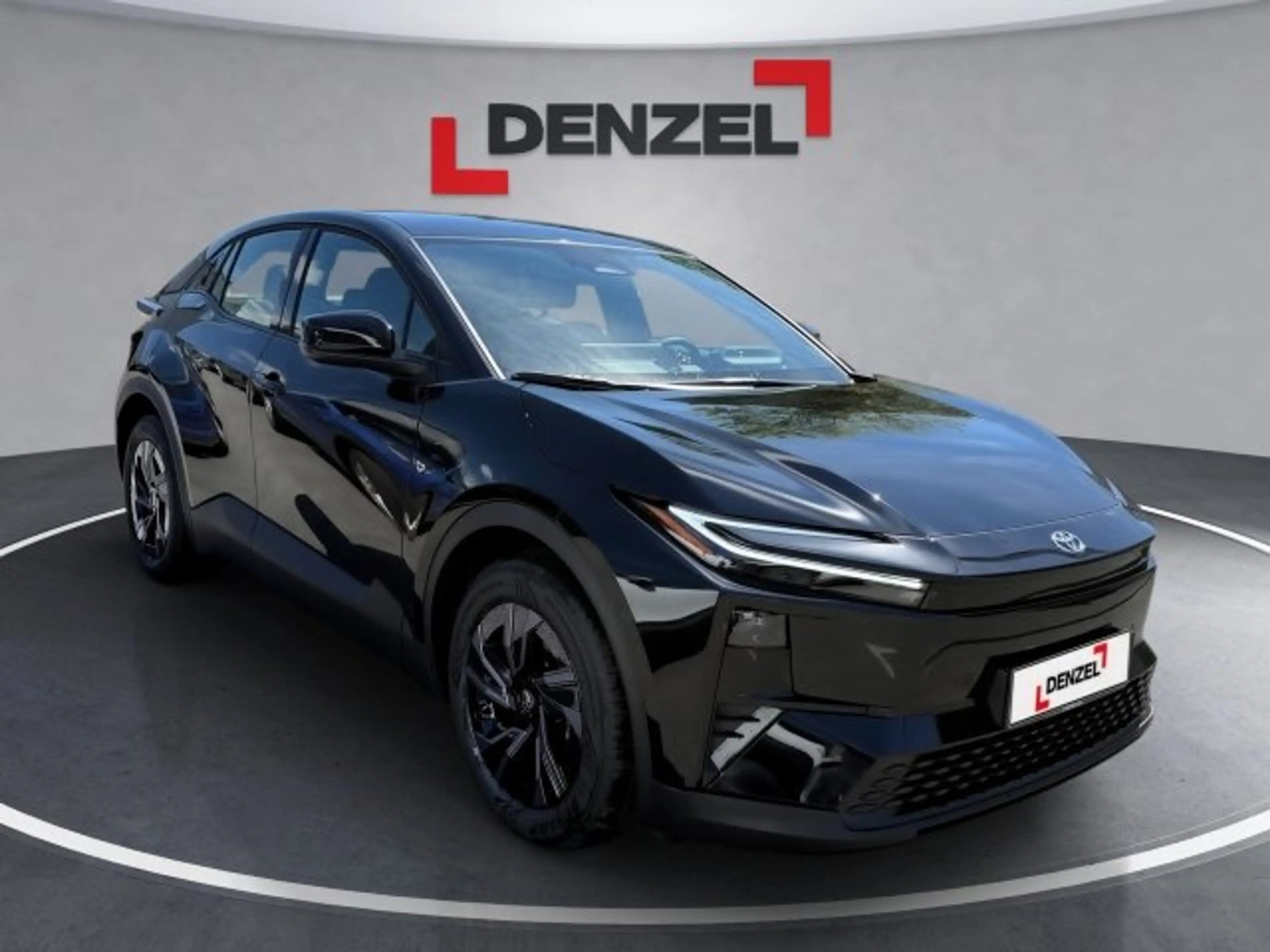 Toyota C-HR+ + BEV 1 4x2 Active ECV — photo 6