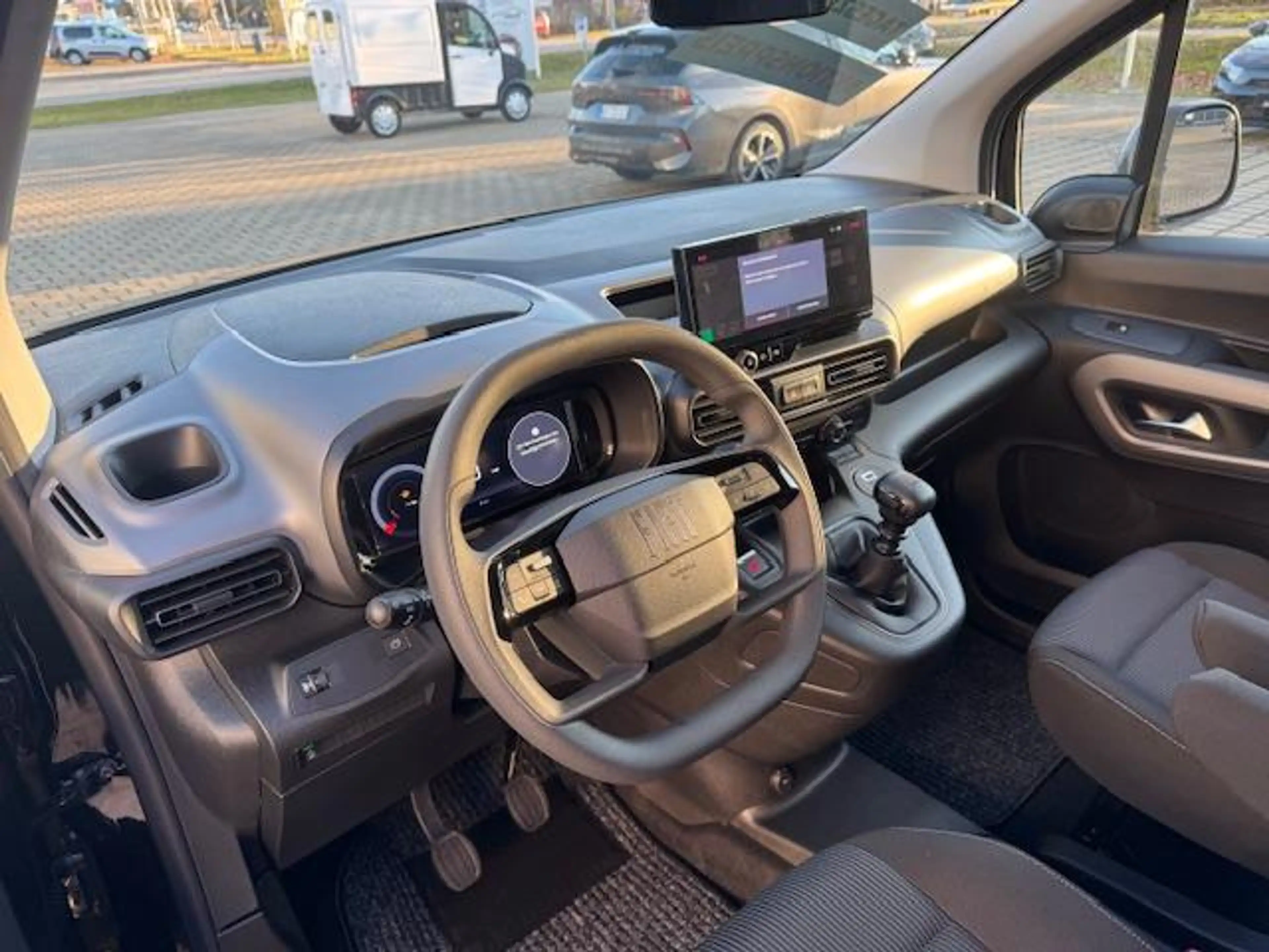 Fiat Doblo Doblo Kombi 1.5 HDi L1 360° Kam.*NAVI*NSW*Kessy — photo 14