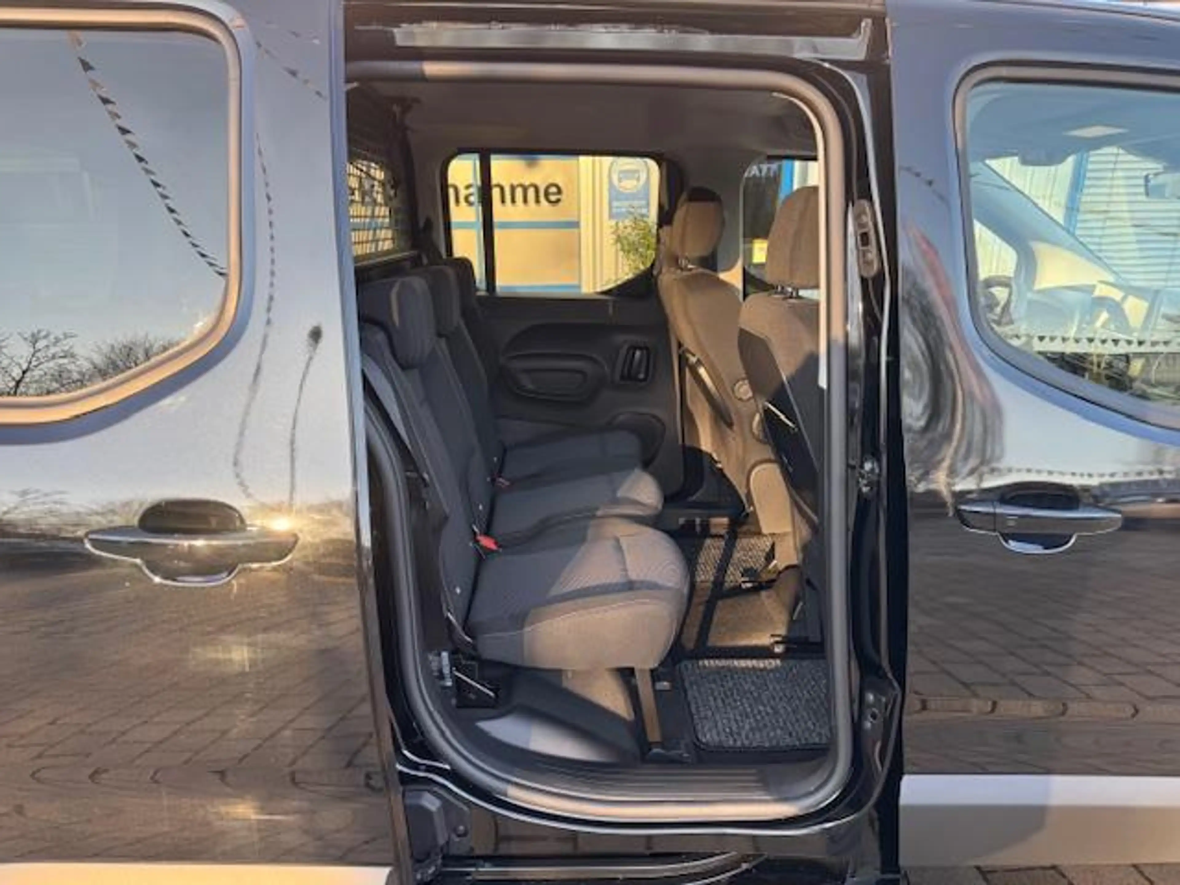 Fiat Doblo Doblo Kombi 1.5 HDi L1 360° Kam.*NAVI*NSW*Kessy — photo 12