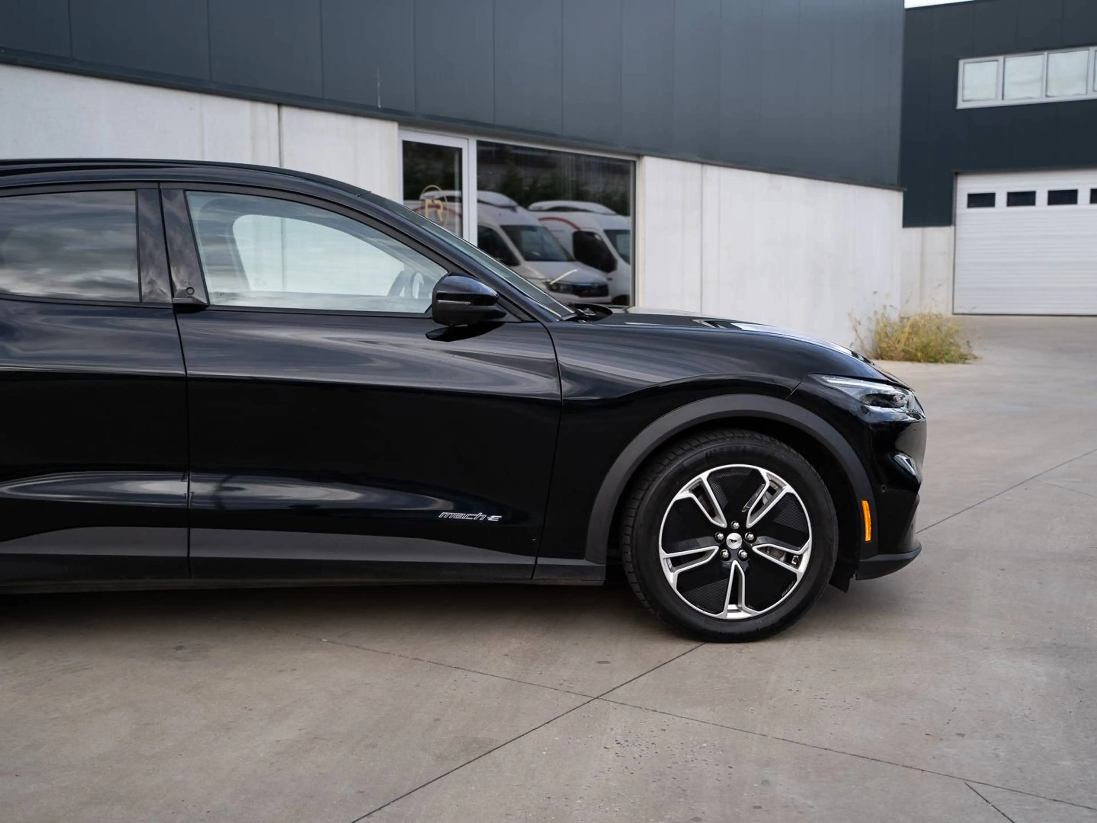 Ford Mustang Mach-E Standard Range l Technologie+ l Electric Seats l B&O l 93,5% SOH — photo 10