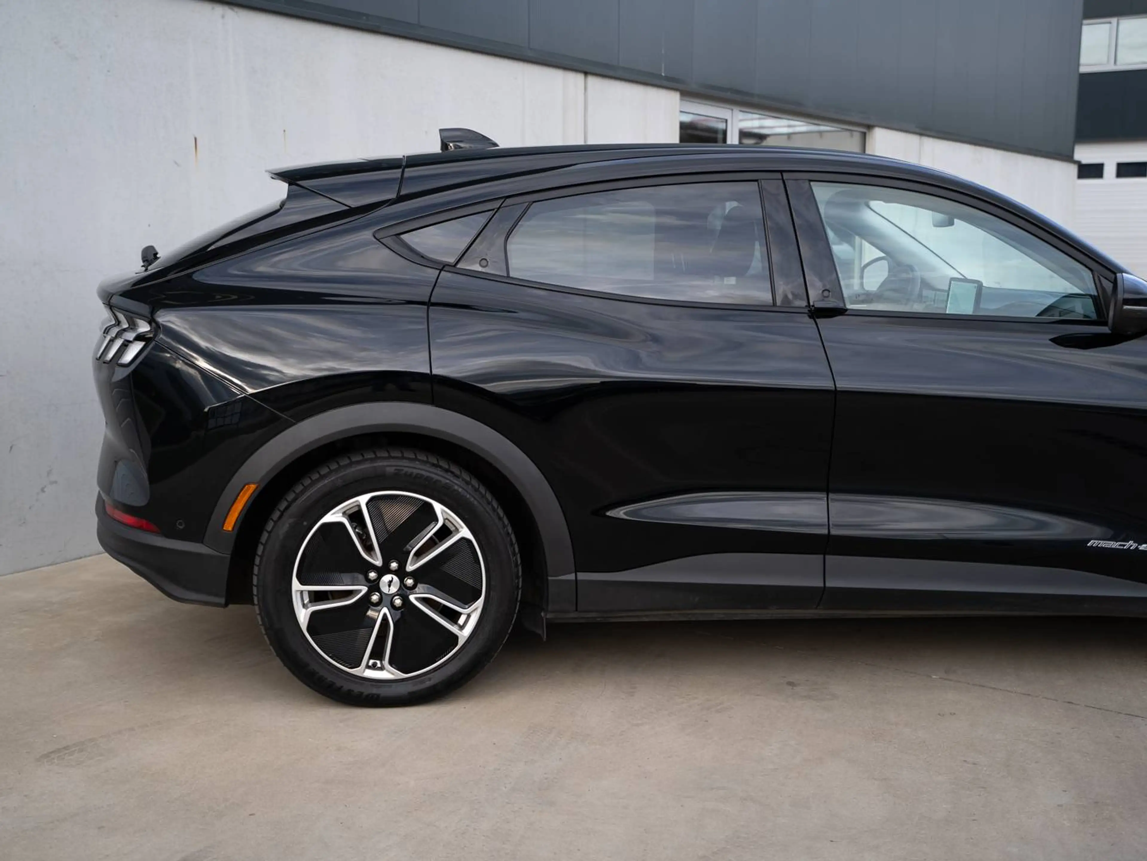 Ford Mustang Mach-E Standard Range l Technologie+ l Electric Seats l B&O l 93,5% SOH — photo 11
