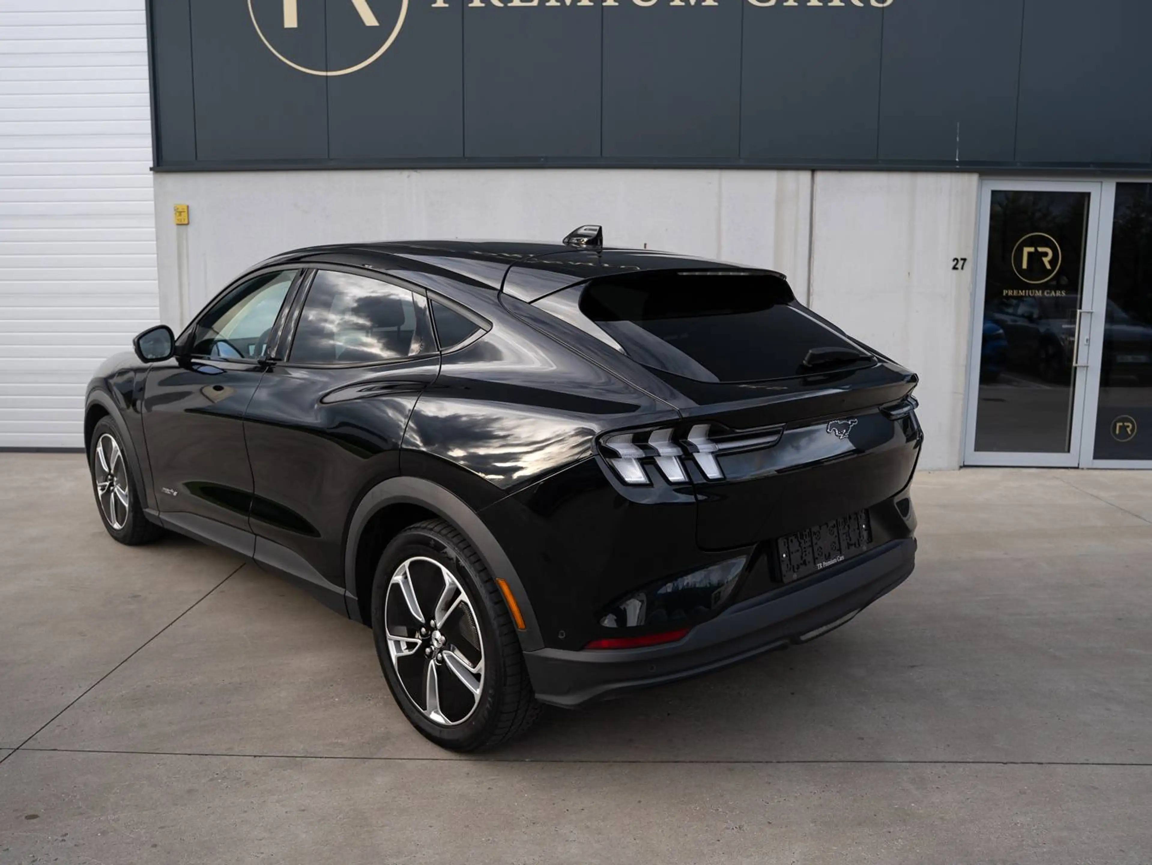 Ford Mustang Mach-E Standard Range l Technologie+ l Electric Seats l B&O l 93,5% SOH — photo 15