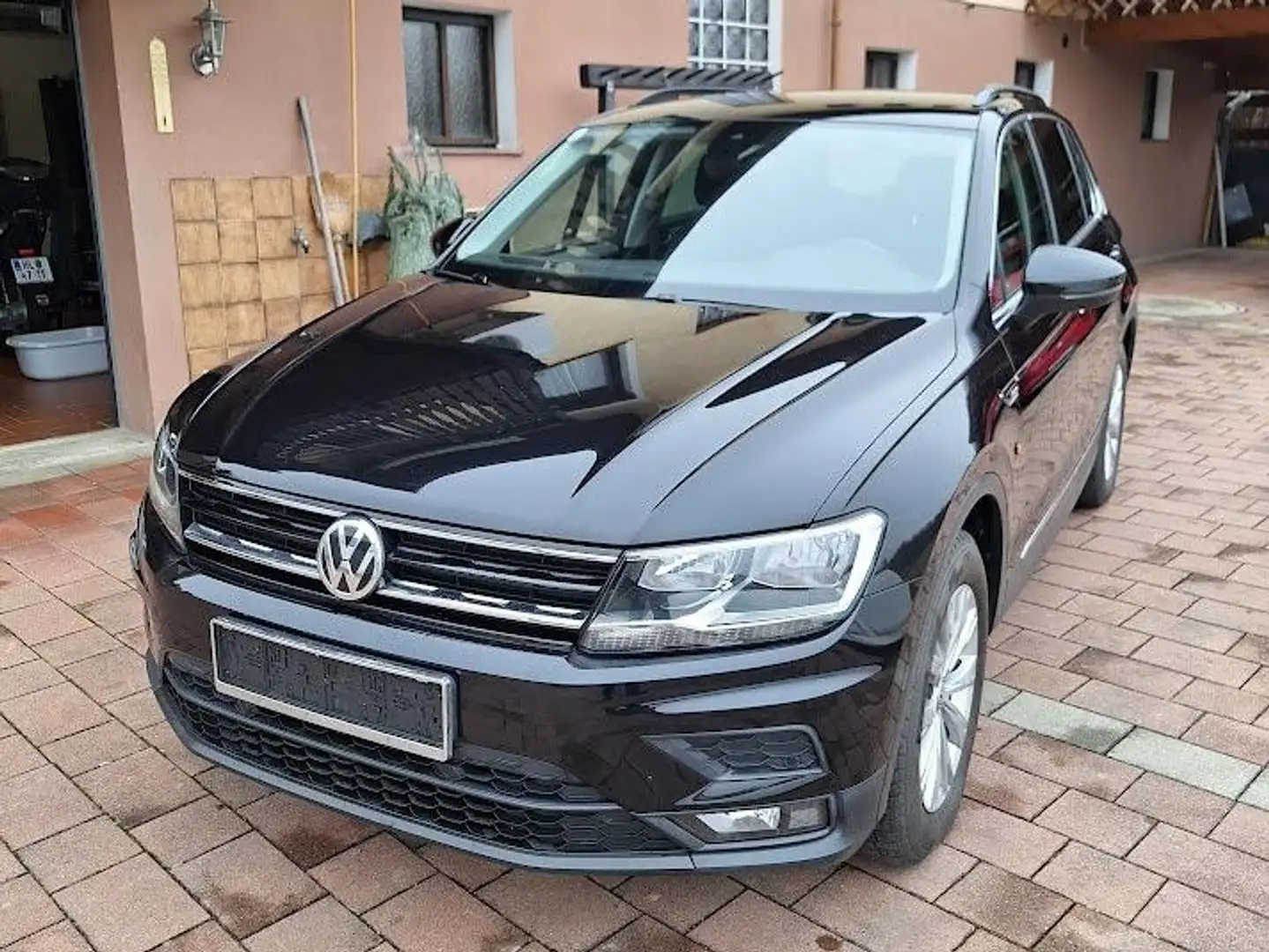 Volkswagen Tiguan Tiguan 2,0 TDI SCR 4Motion Comfortline Comfortline Schwarz - 2