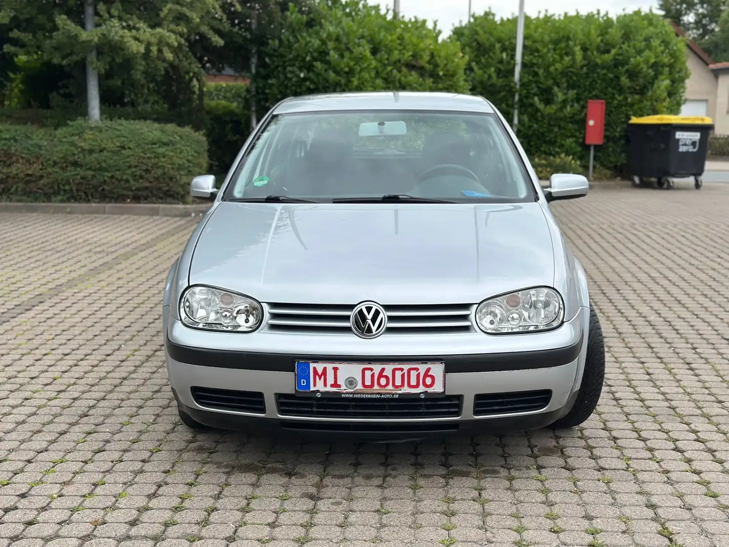 Volkswagen Golf 1.6 Automatik Special Tüv 03/27 Argent - 1