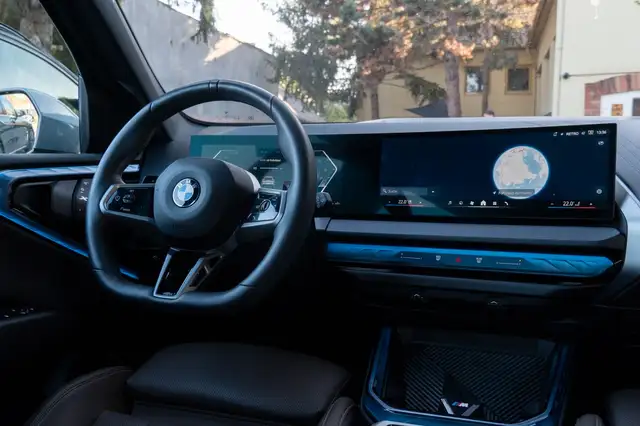 BMW X3 view 14