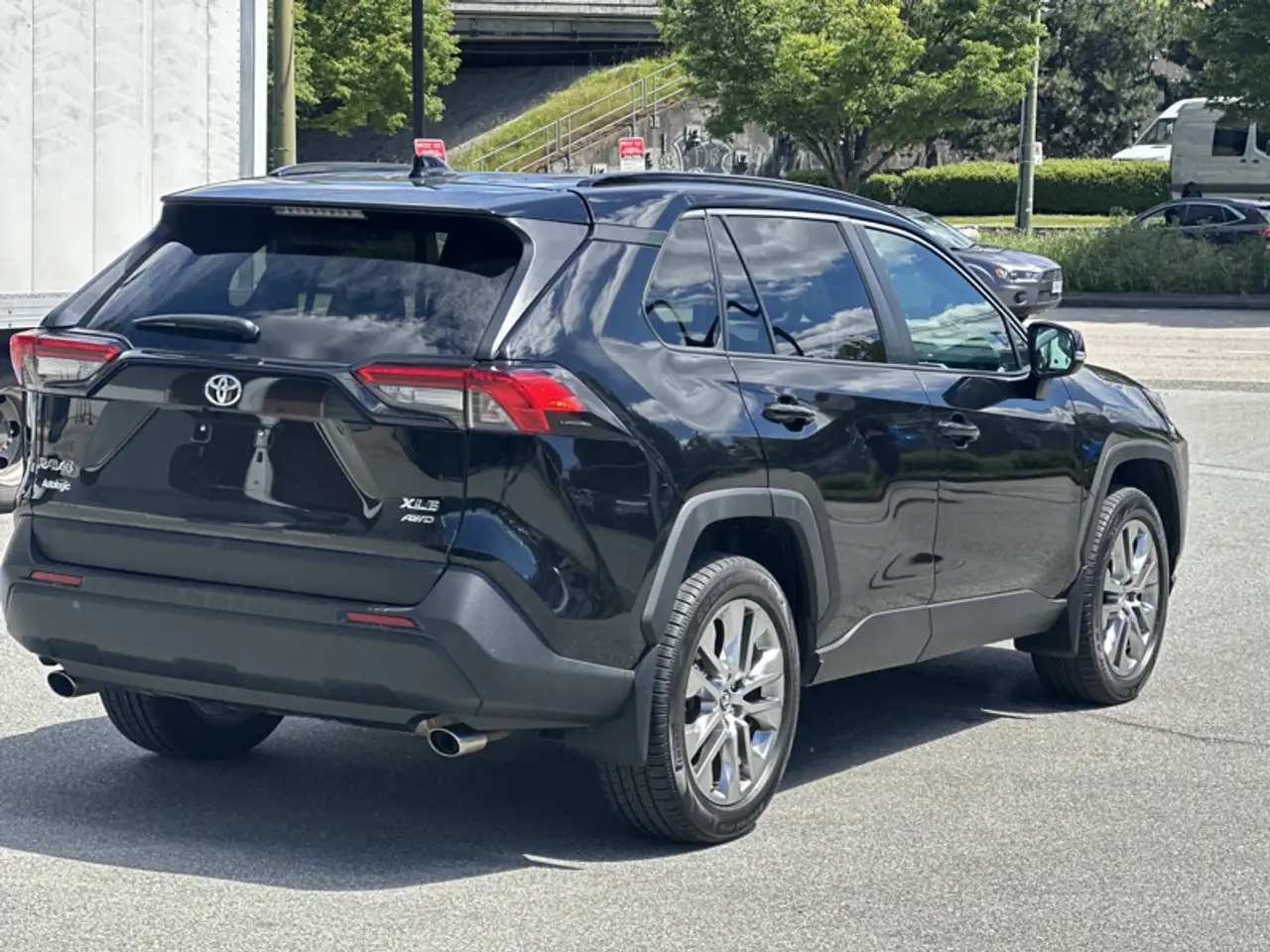 Toyota RAV 4 снимка Toyota RAV 4