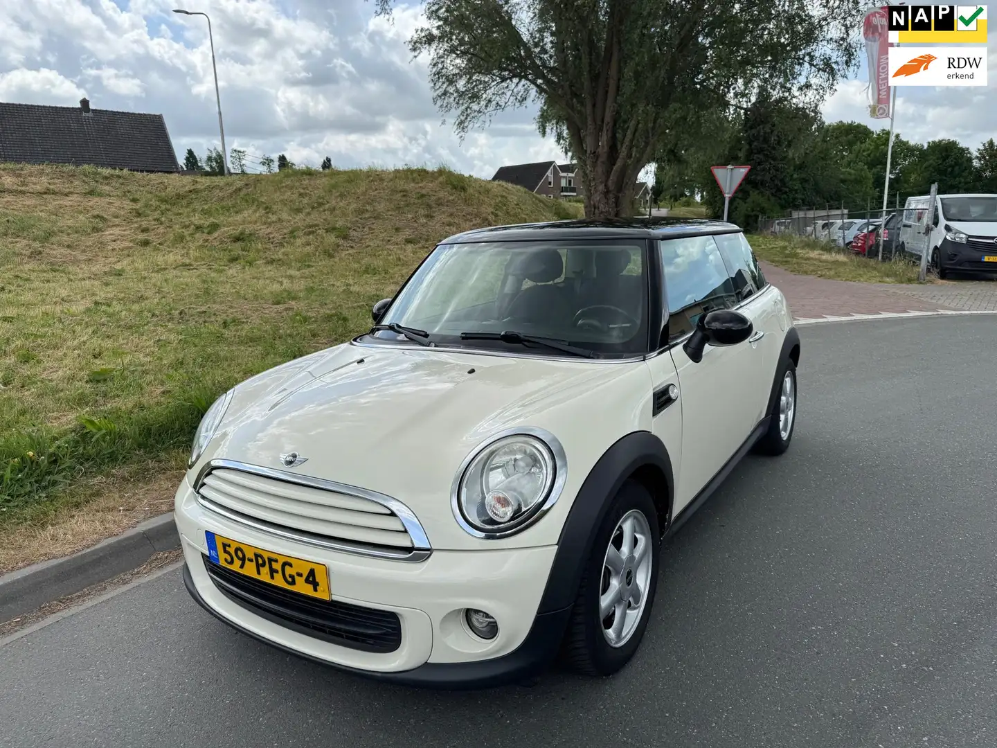 MINI One Mini 1.6 MINIMALIST Business Line Airco Clima Wit - 1