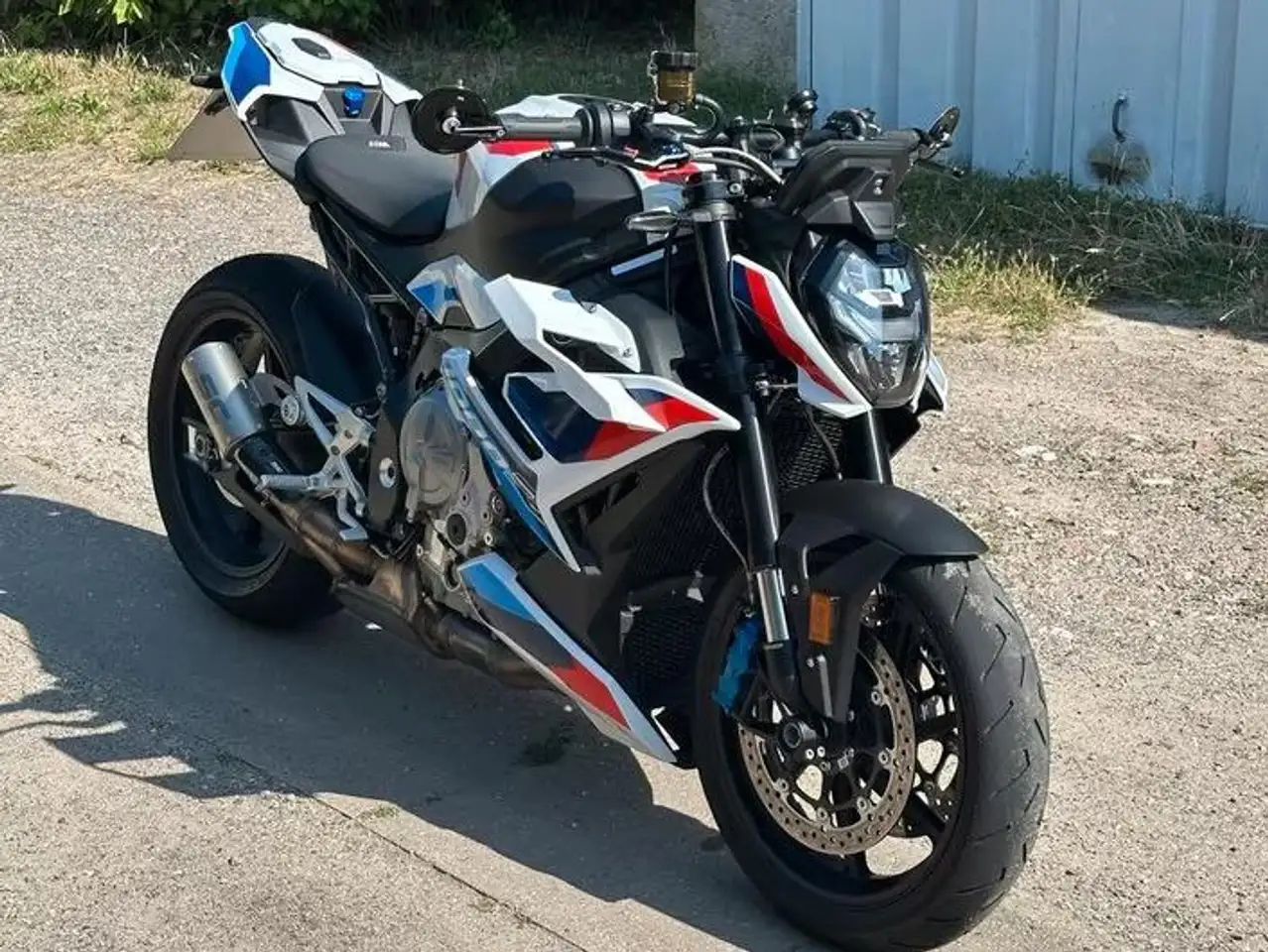 BMW M 1000 R