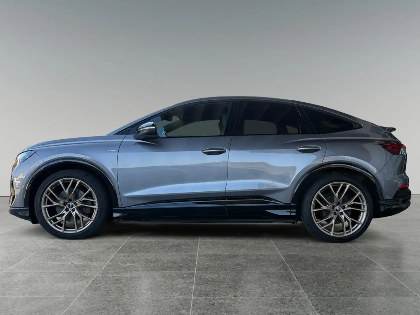 Audi Q4 e-tron Q4 Sportback e-tron 50 q. Edition One 2x S line Gris - 2