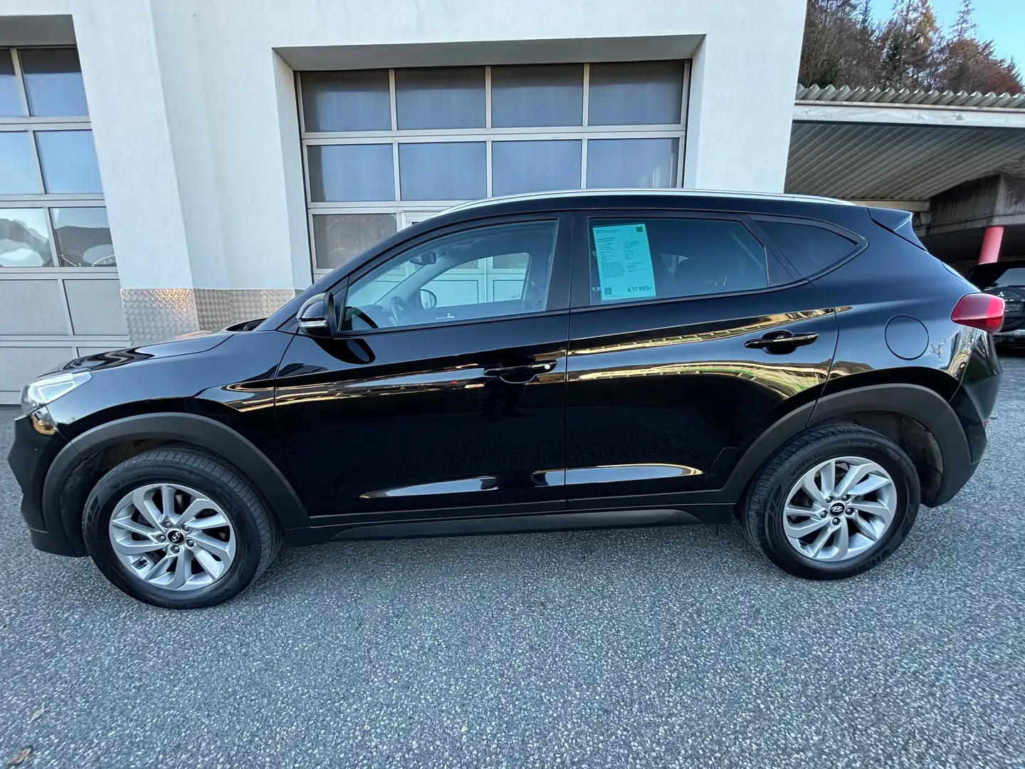 Hyundai TUCSON Schwarz - 2