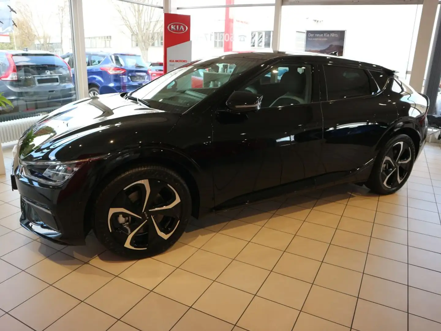 Kia EV6 77,4-kWh AWD GT-line Schwarz - 2