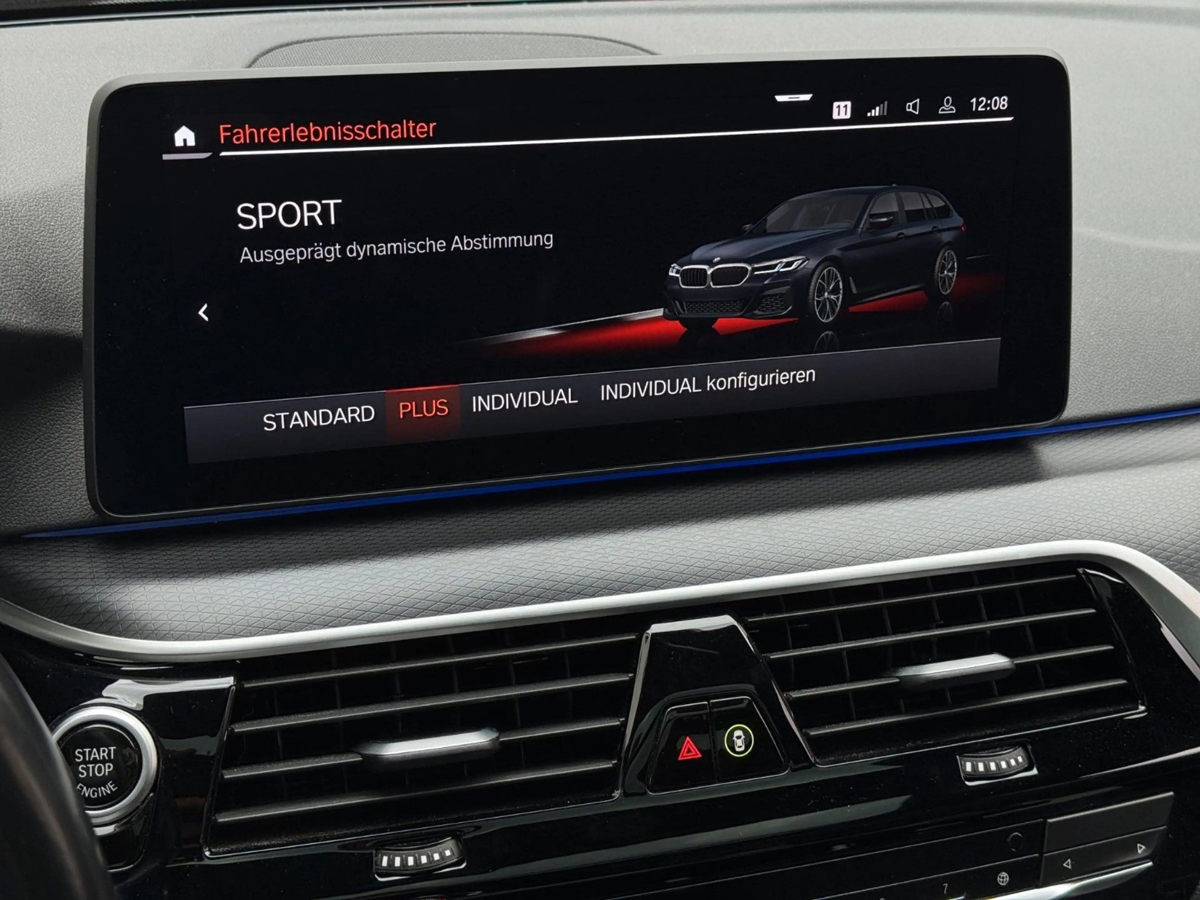 BMW 540 d xDrive Touring M Sport Pro harman|Panorama — photo 11