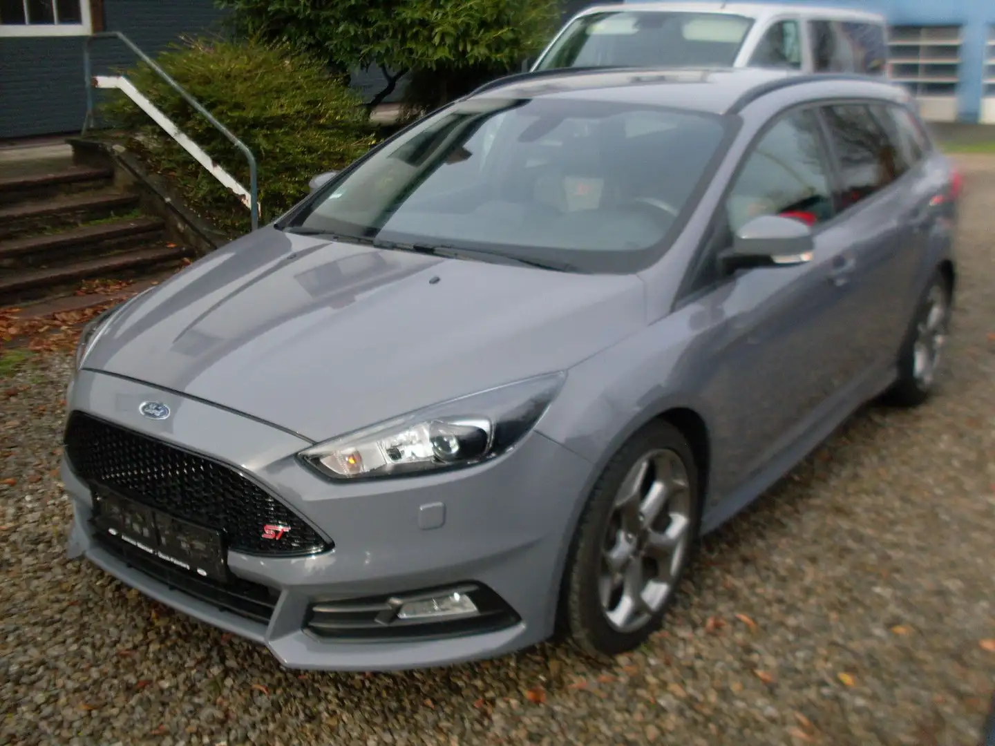 Ford Focus Turnier ST Grigio - 2