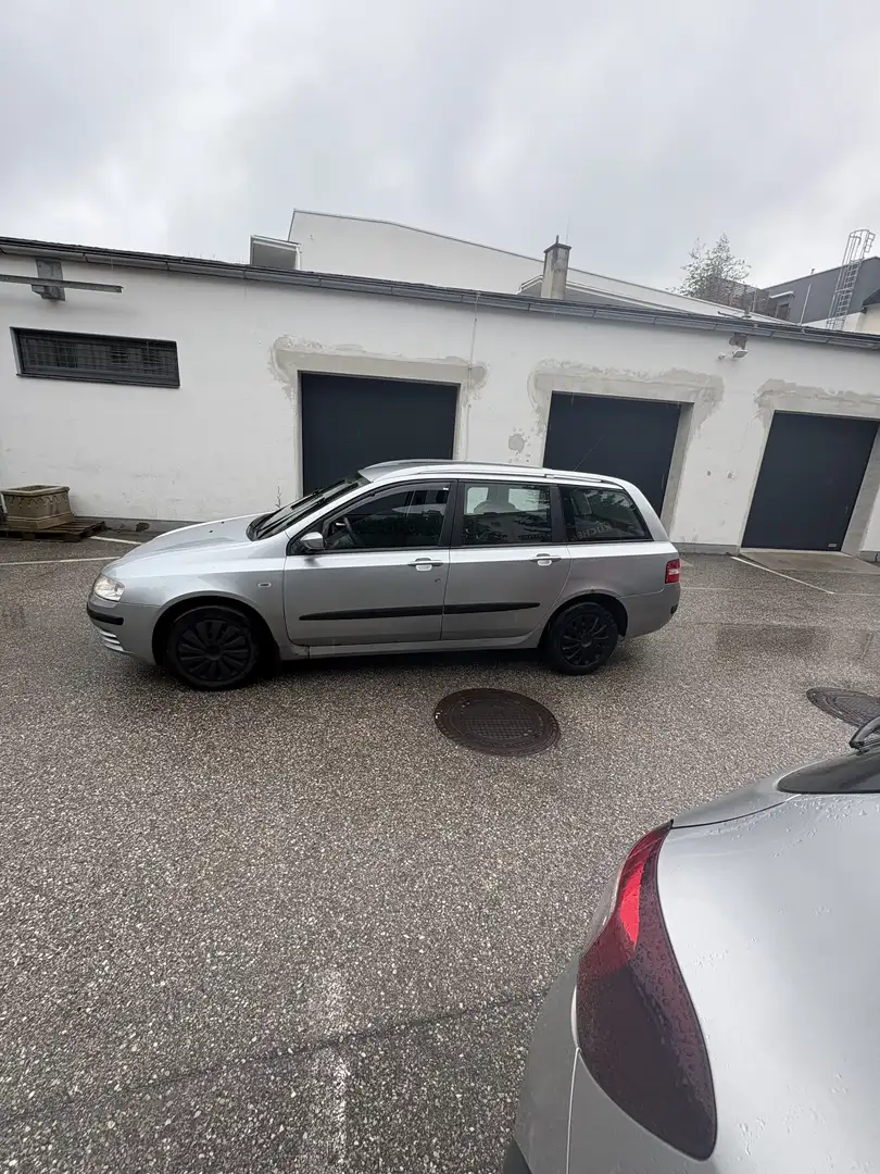 Fiat Stilo Multiwagon 1,9 JTD Multijet 90 Lifestyle - 2