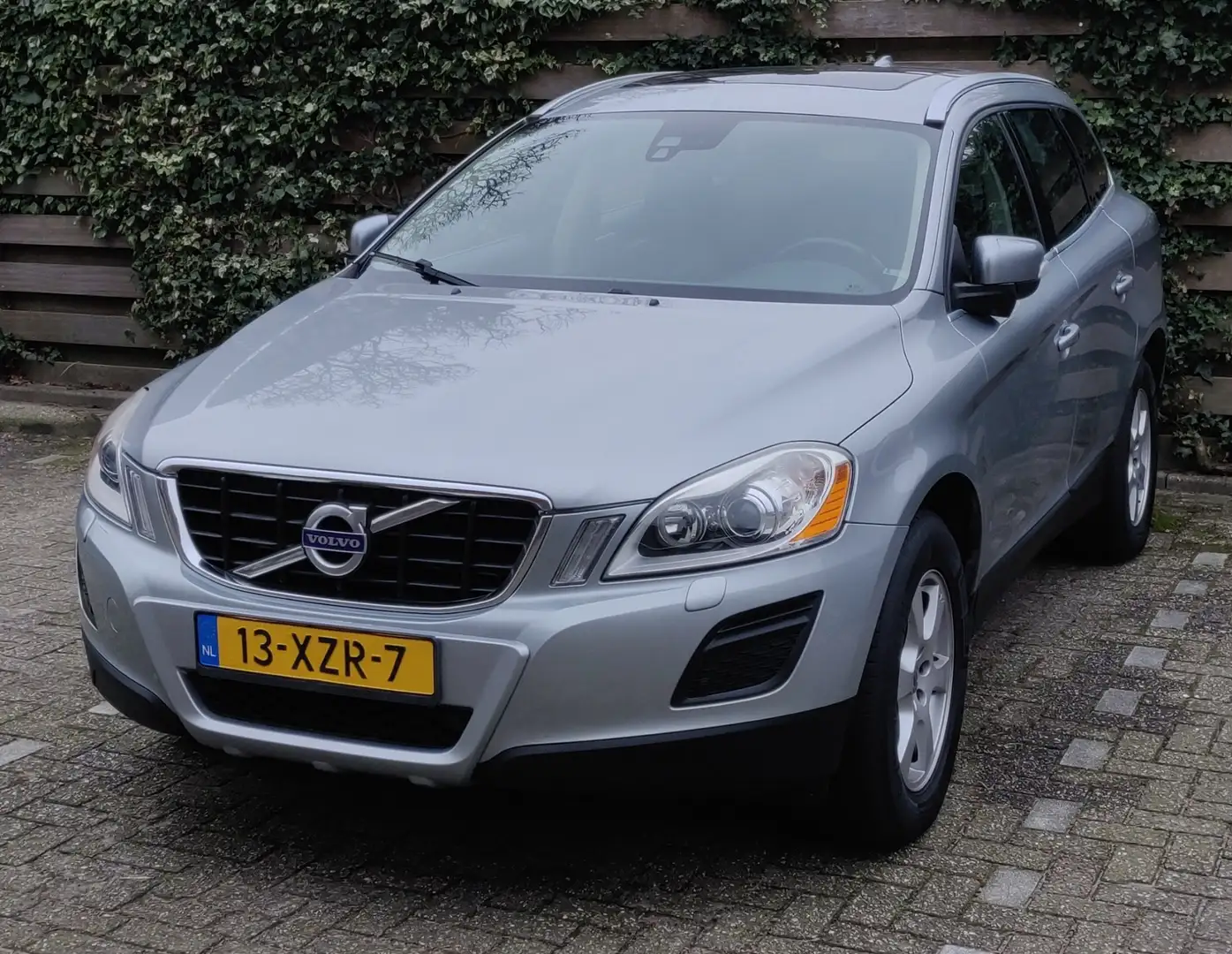 Volvo XC60 2.0T Summum Zilver - 2