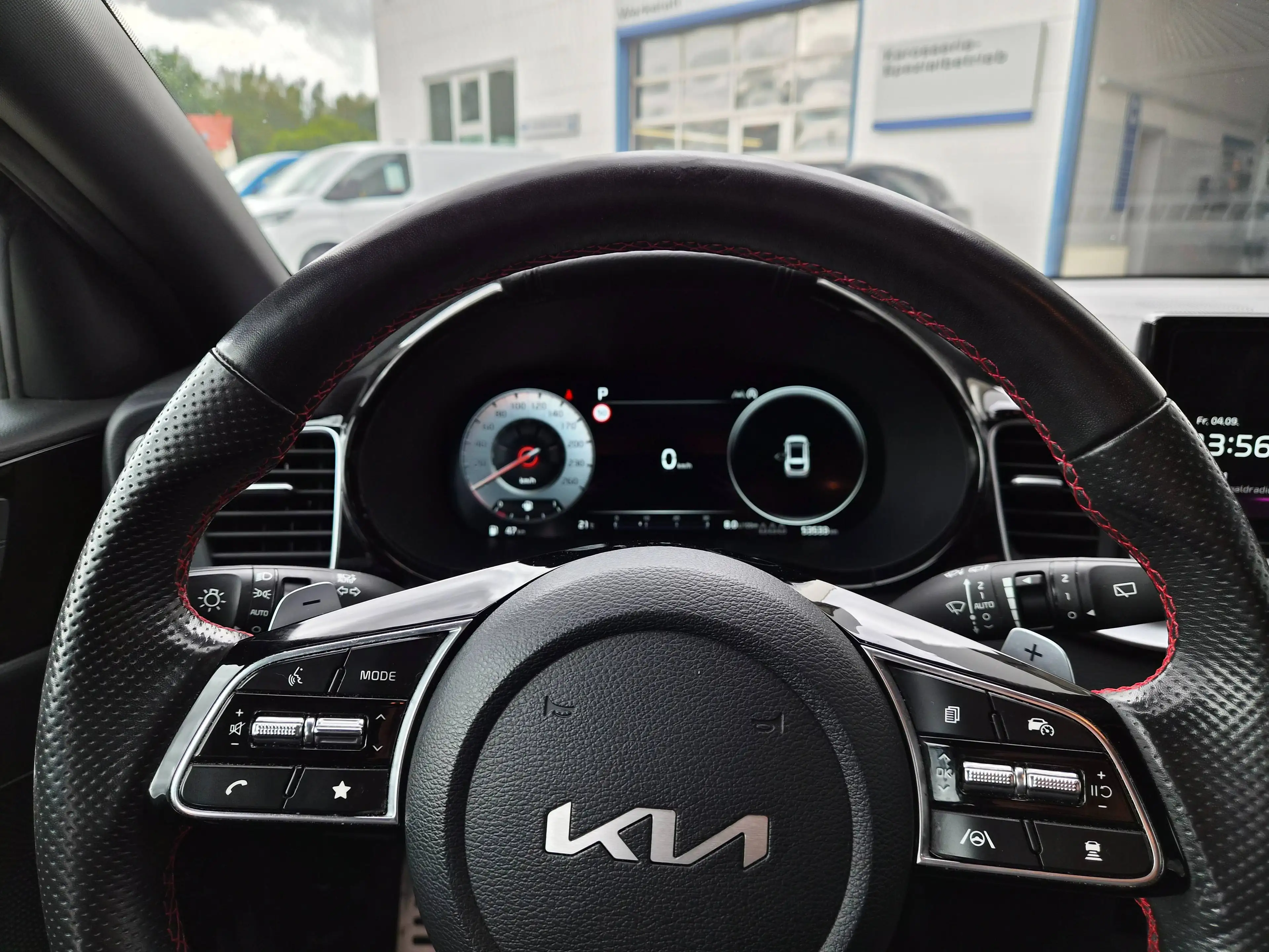 Kia ProCeed / pro_cee'd GT — photo 9