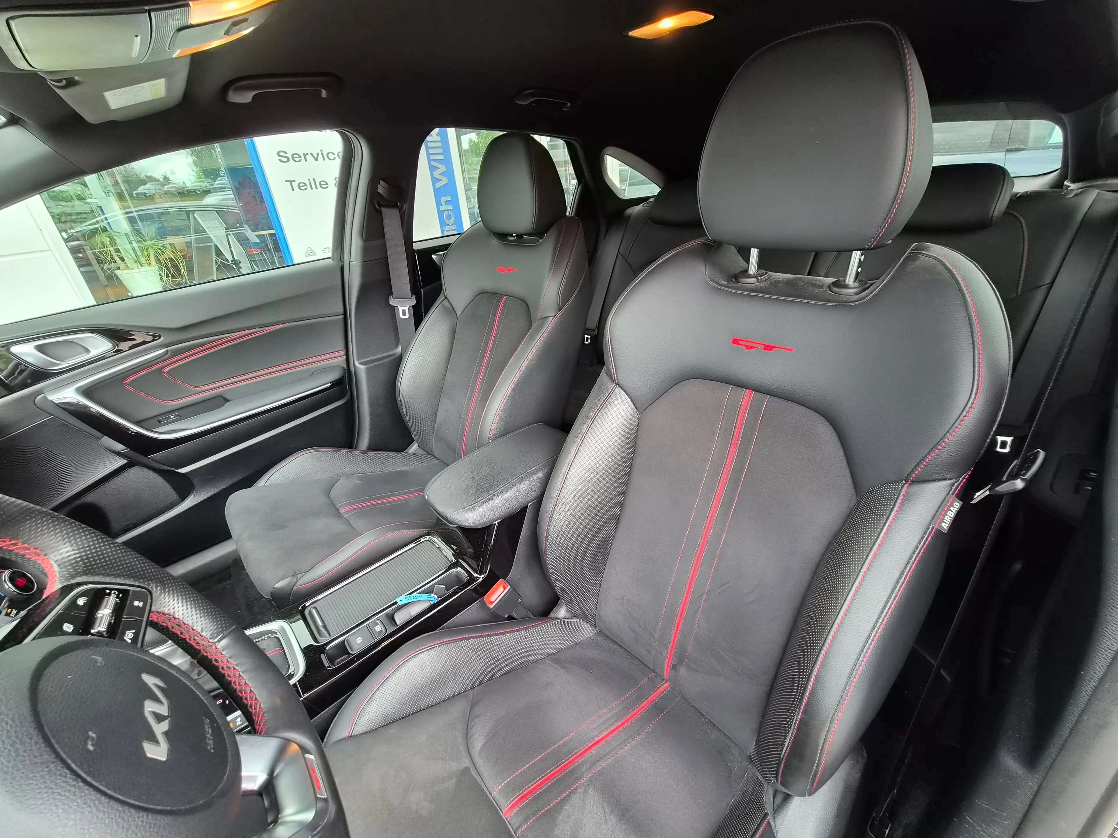 Kia ProCeed / pro_cee'd GT — photo 7