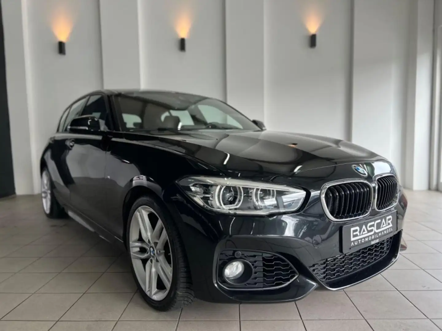 BMW 118 118i - BVA F20 LCI M Sport Noir - 1