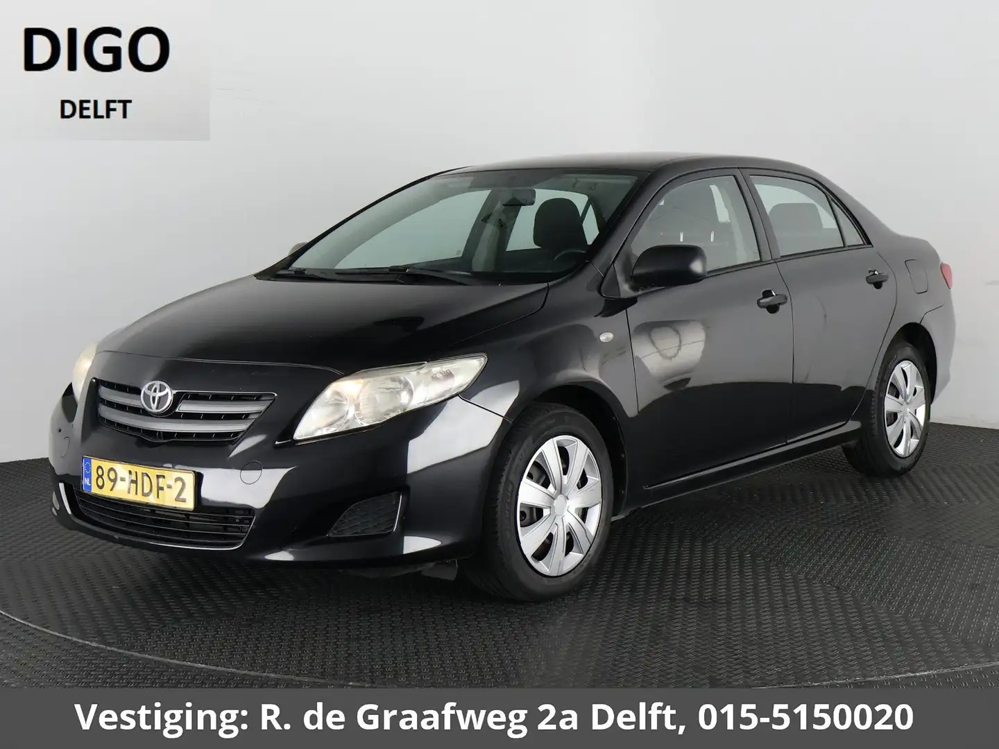 Toyota Corolla 1.6-16V Terra | Navigatie | Trekhaak | Airco | Noir - 1