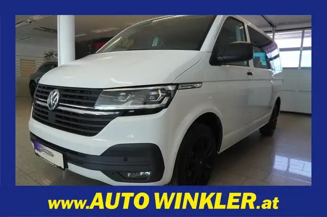 Volkswagen T6.1 Multivan T6.1 2.0 TDI 4Motion Multivan Trendline ACC/PDC/L
