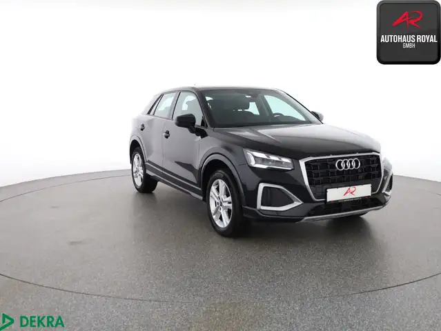 Audi Q2 view 7