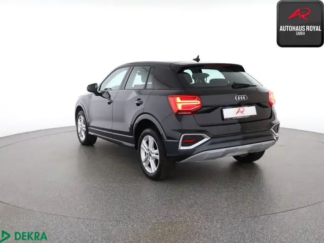 Audi Q2 view 3