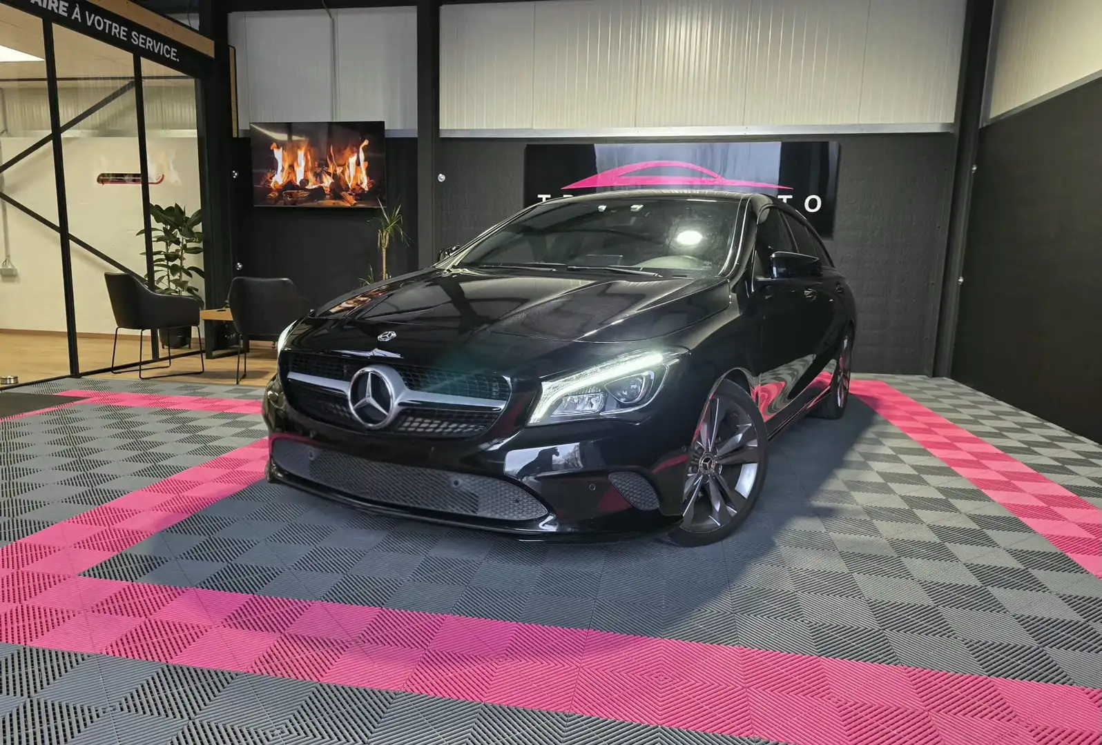 Mercedes-Benz CLA 200 diesel - Boite Auto - Garantie 12 mois Schwarz - 1
