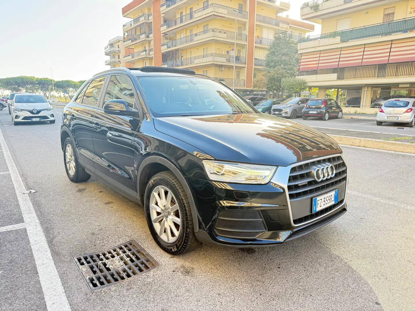 Audi Q3 2.0 TDI 150 CV 4X4 TETTO APRIBILE LED NAVI PDC Zwart - 2