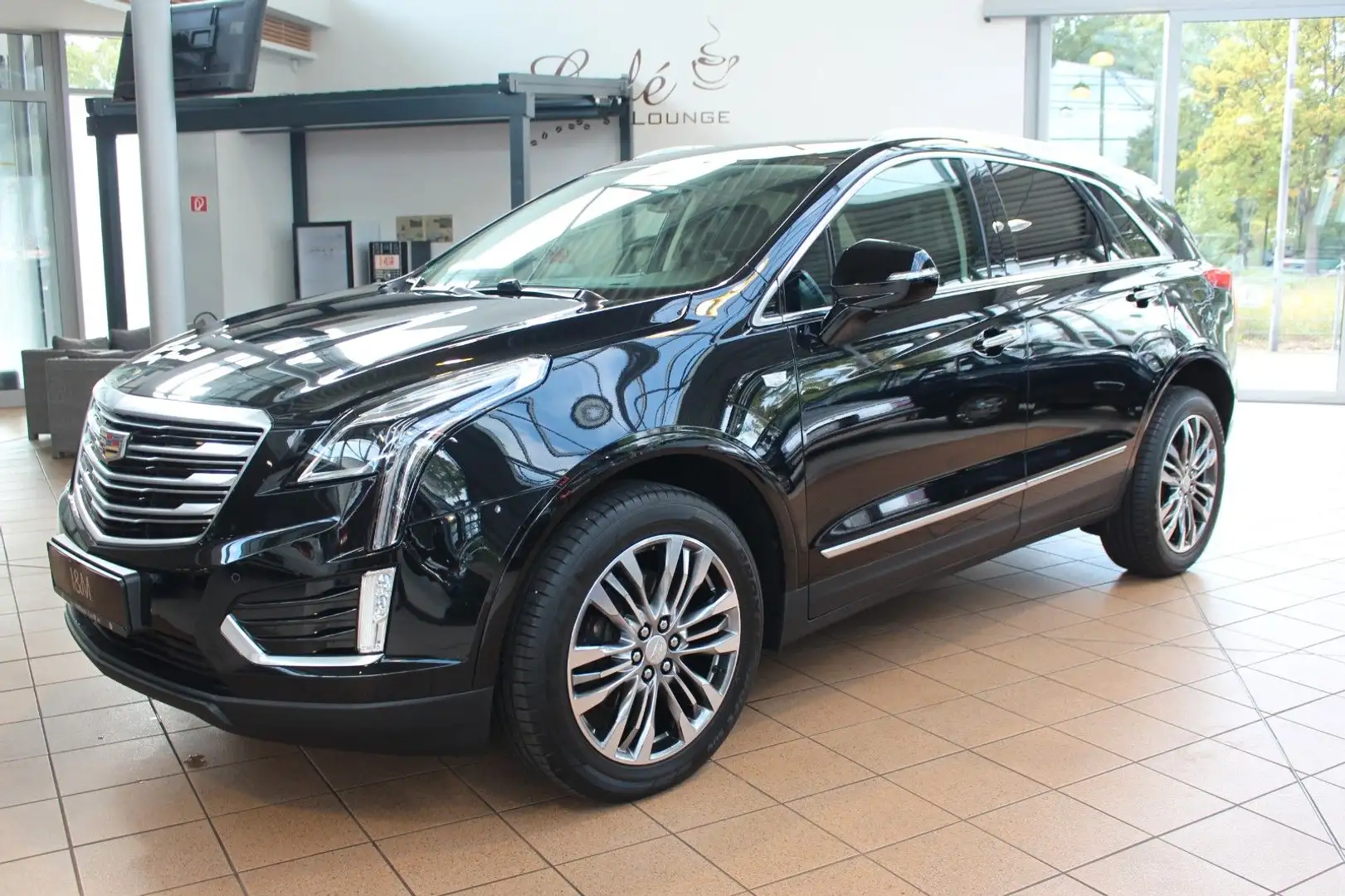 Cadillac XT5 Premium AWD+1. Hand+AHK+Kamera+Bose+ Schwarz - 2