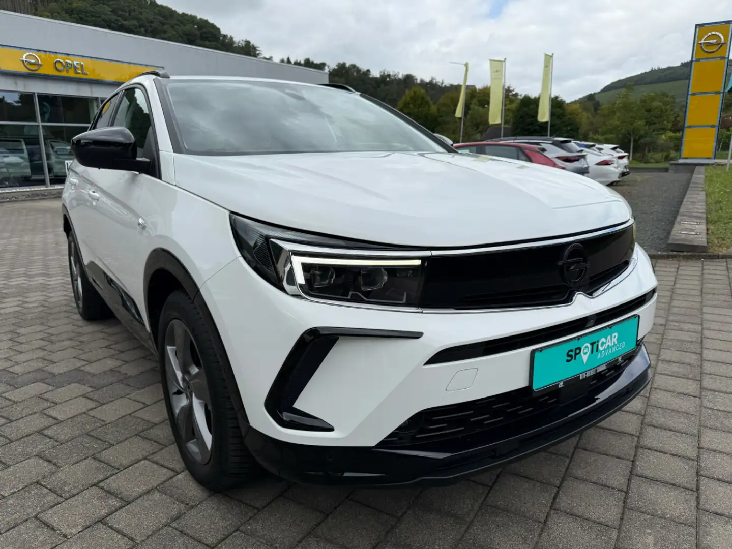 Opel Grandland 1.2 Turbo GS Weiß - 1