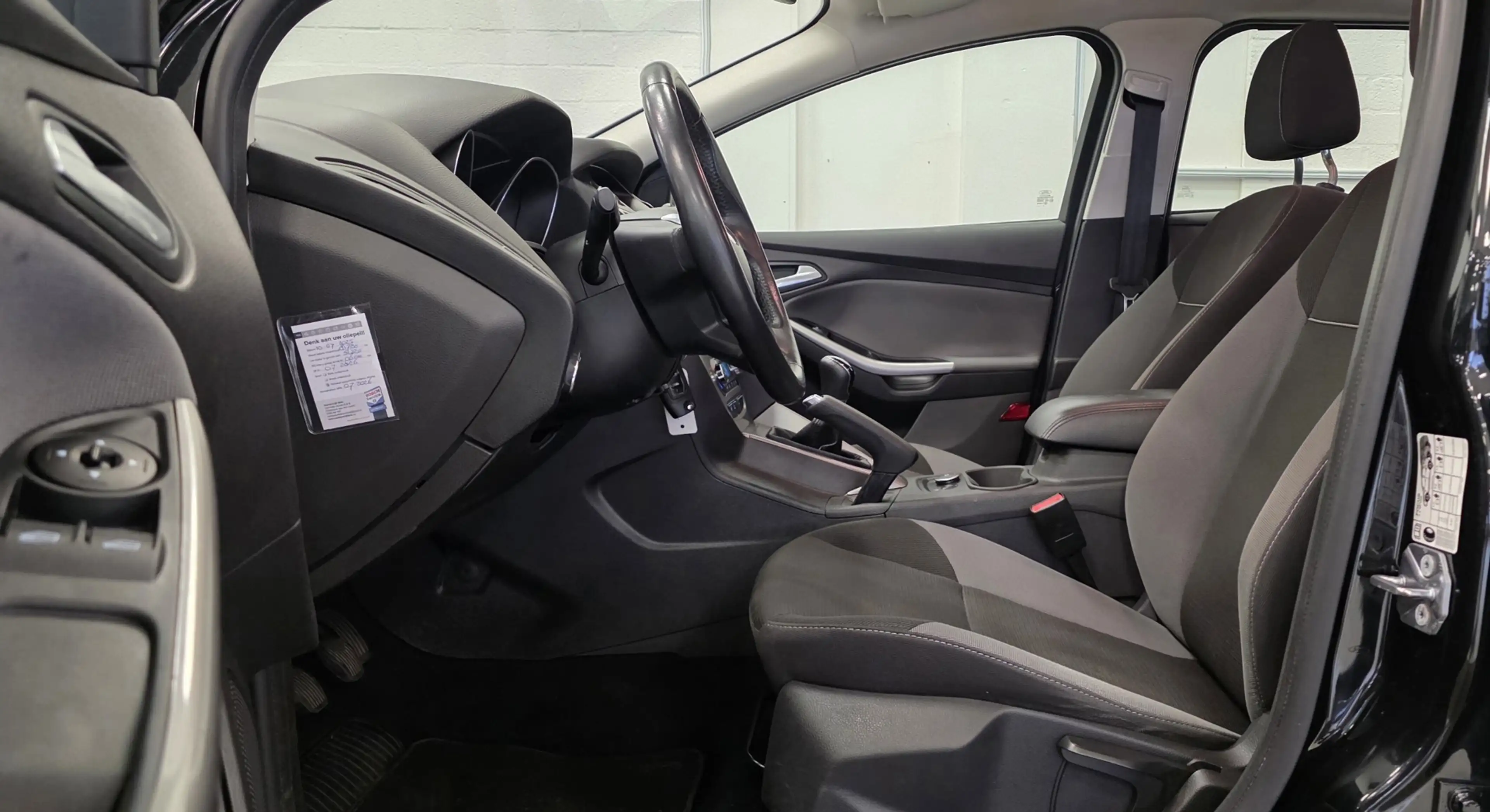Ford Focus Wagon 1.0 EcoBoost Edition Trekhaak Goed onderhoud — photo 11