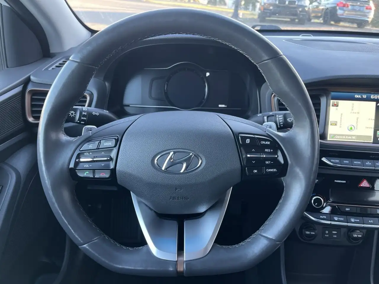 Hyundai IONIQ снимка Hyundai IONIQ