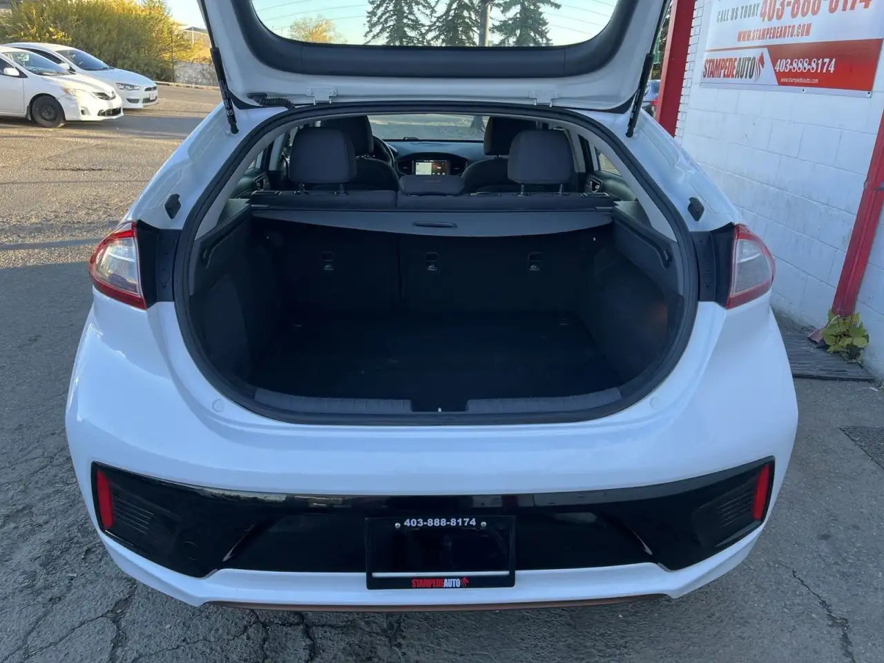 Hyundai IONIQ снимка Hyundai IONIQ