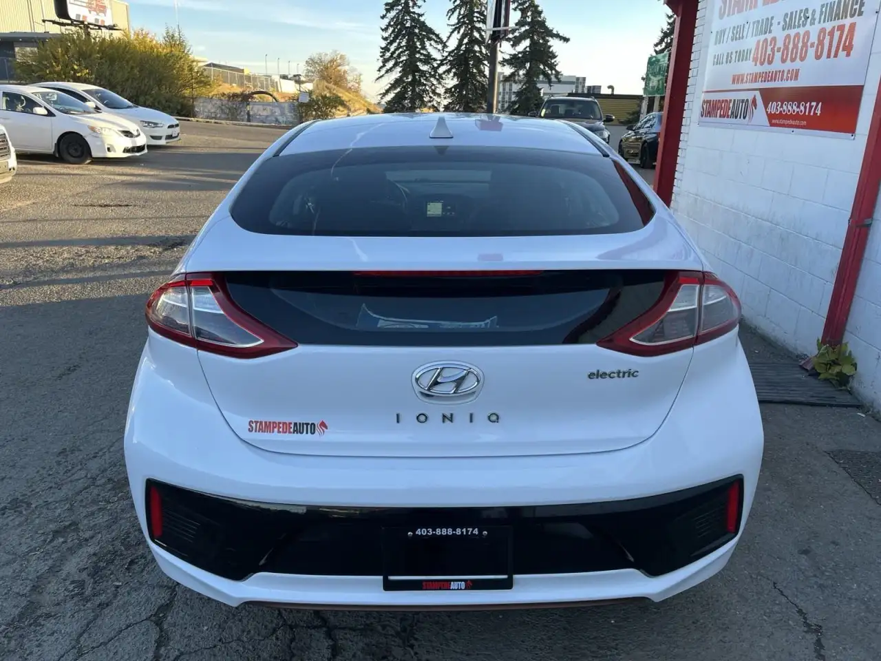 Hyundai IONIQ снимка Hyundai IONIQ