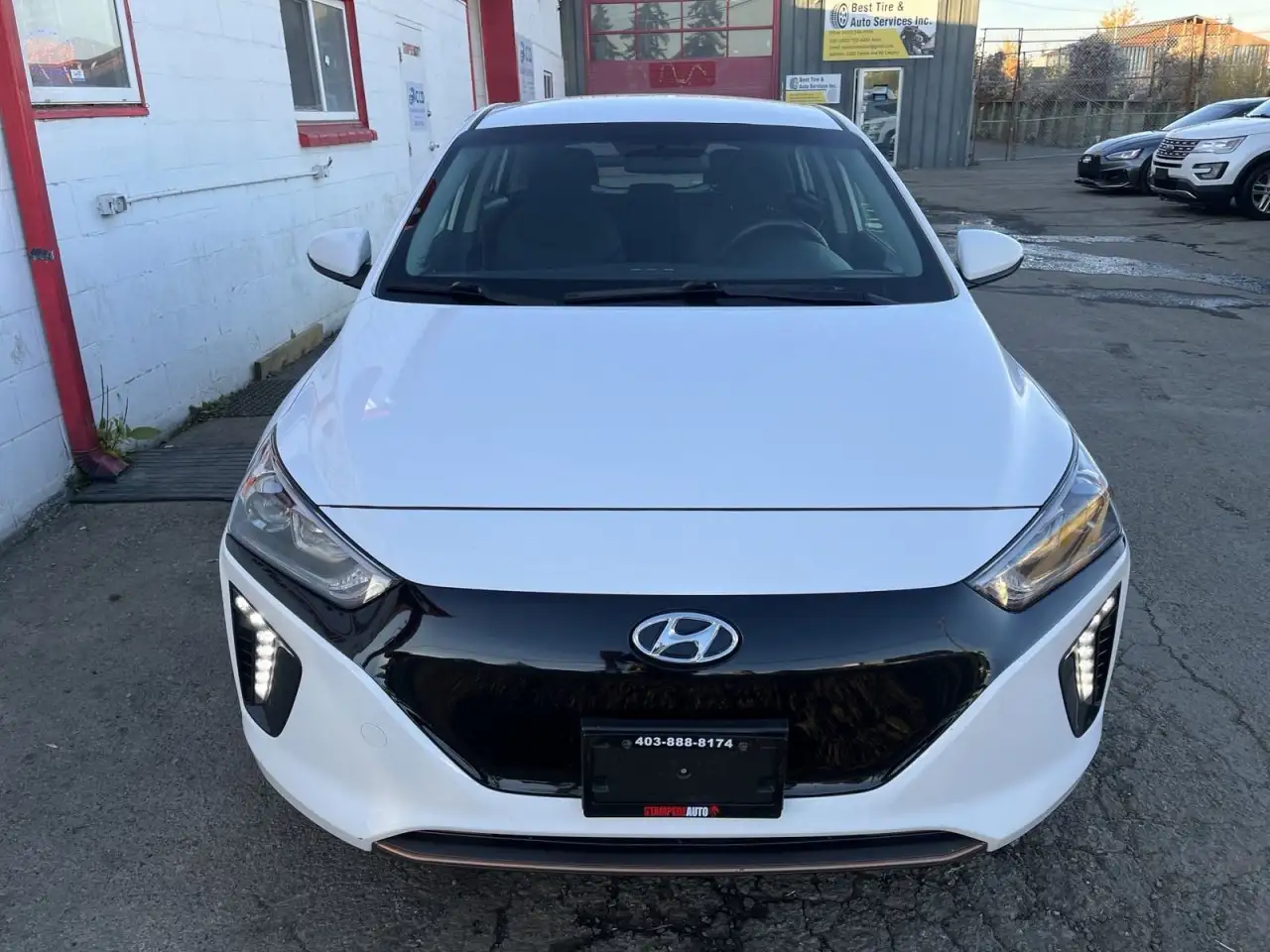 Hyundai IONIQ снимка Hyundai IONIQ