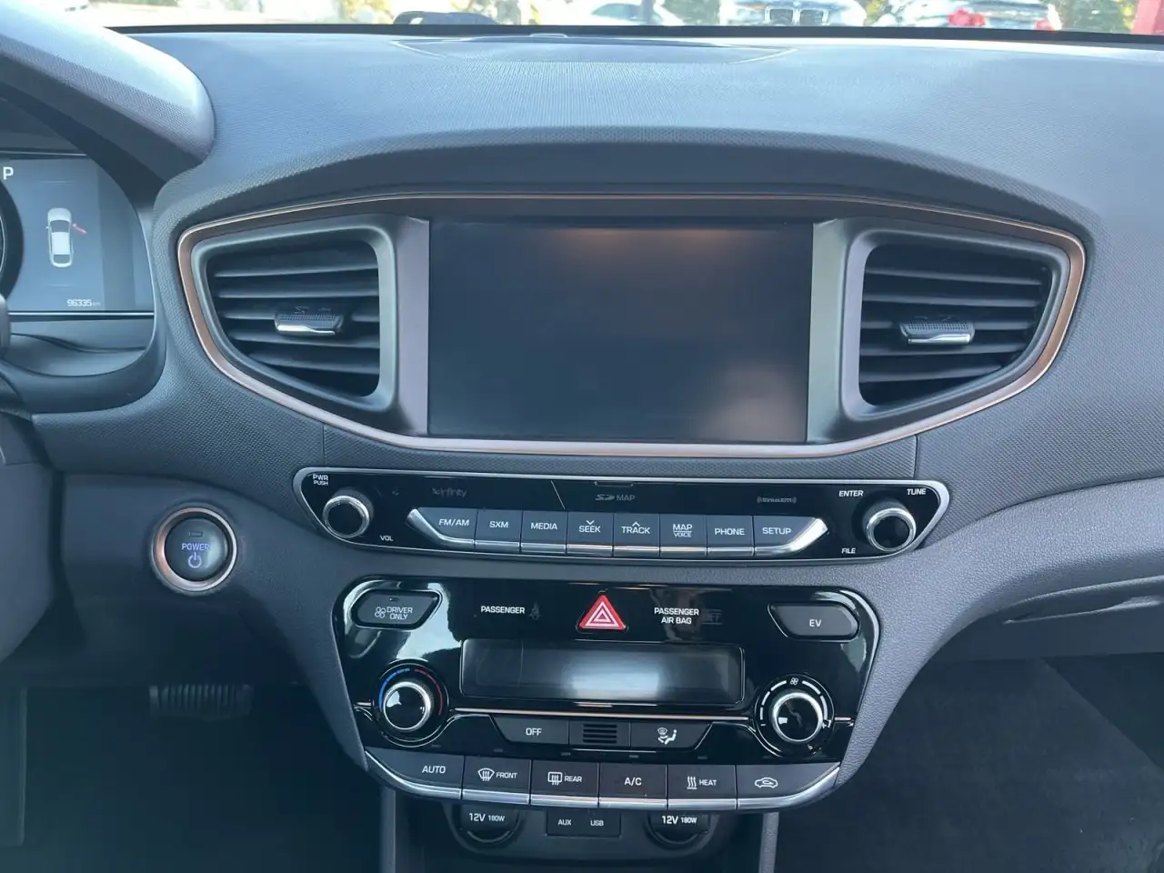 Hyundai IONIQ снимка Hyundai IONIQ