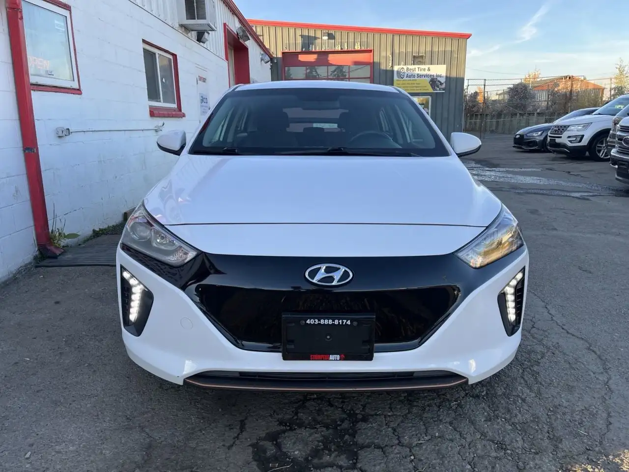 Hyundai IONIQ снимка Hyundai IONIQ