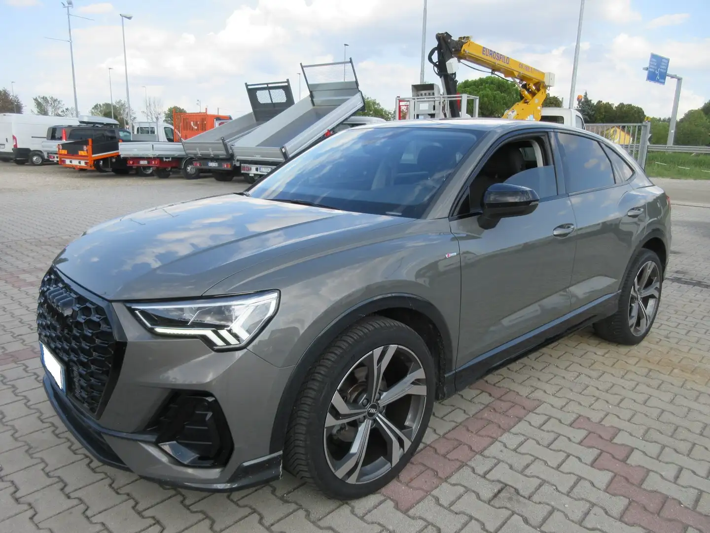 Audi Q3 2019 Sportback 35 2.0 tdi S line edition s-tronic Gris - 1
