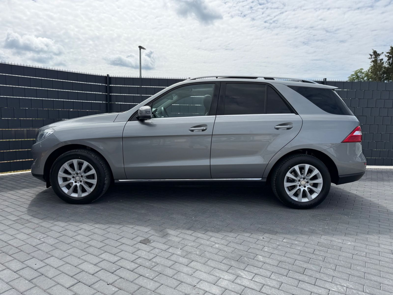 Mercedes-Benz ML 250 BlueTec 4M*7G*PANO*CAM*LUFT*AHK — photo 9
