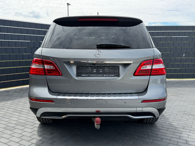 Mercedes-Benz ML 250 BlueTec 4M*7G*PANO*CAM*LUFT*AHK — photo 7