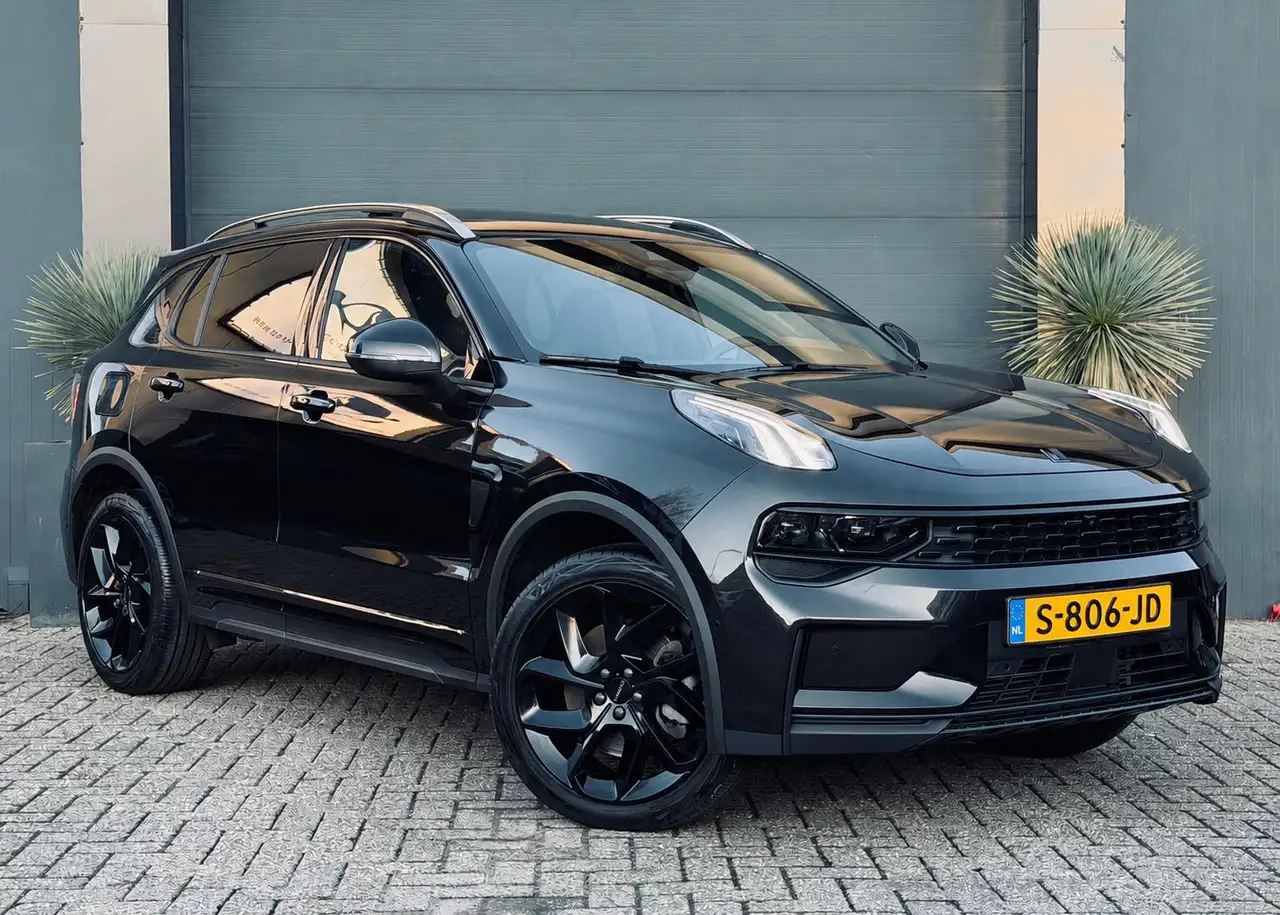 Lynk & Co 01 2023