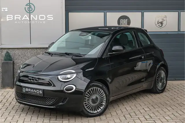 Fiat 500e Icon 42 kWh Magic Eye Pano Carplay Zeer luxe Garan