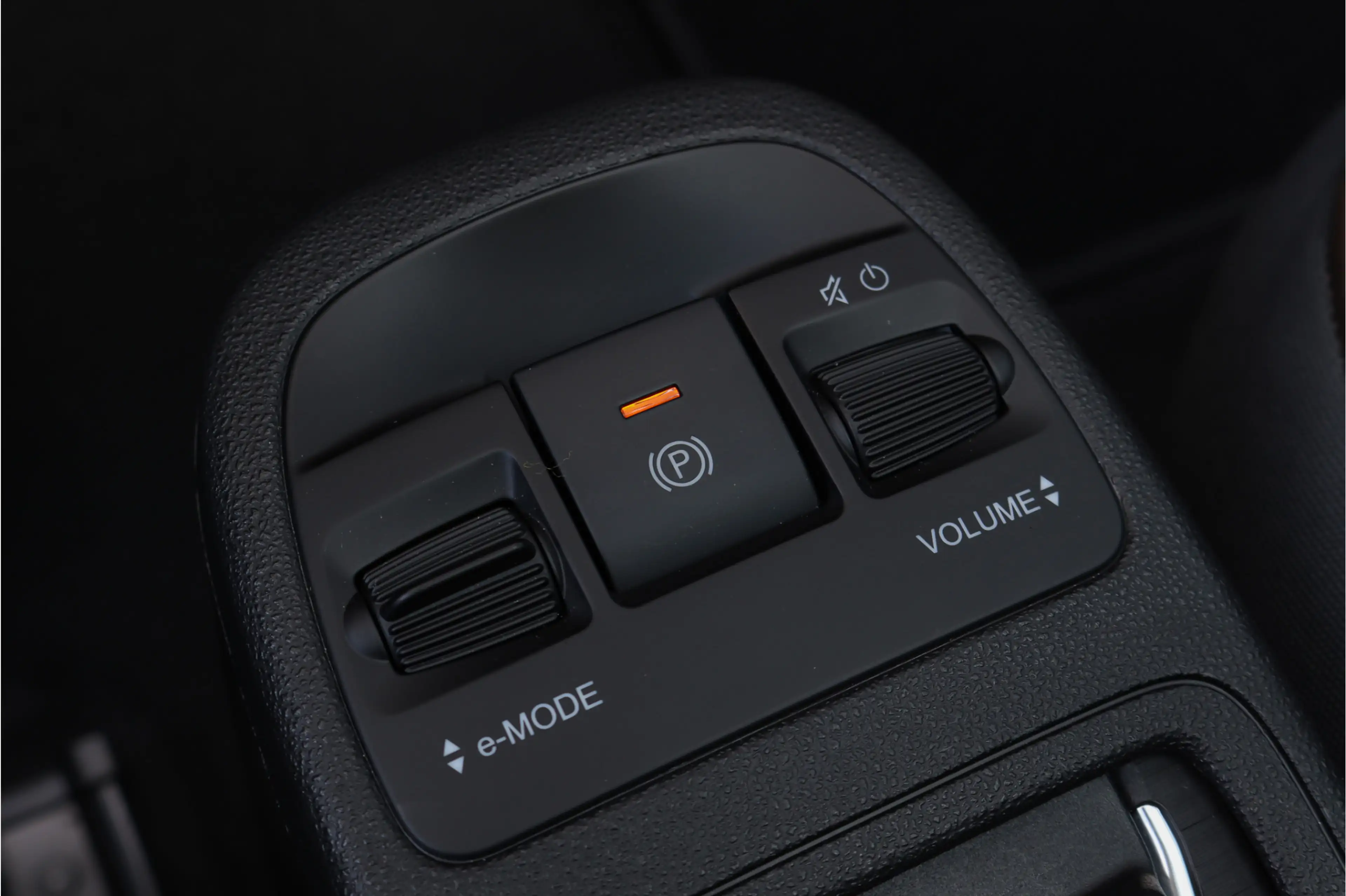 Fiat 500e Icon 42 kWh Magic Eye Pano Carplay Zeer luxe Garan — photo 17