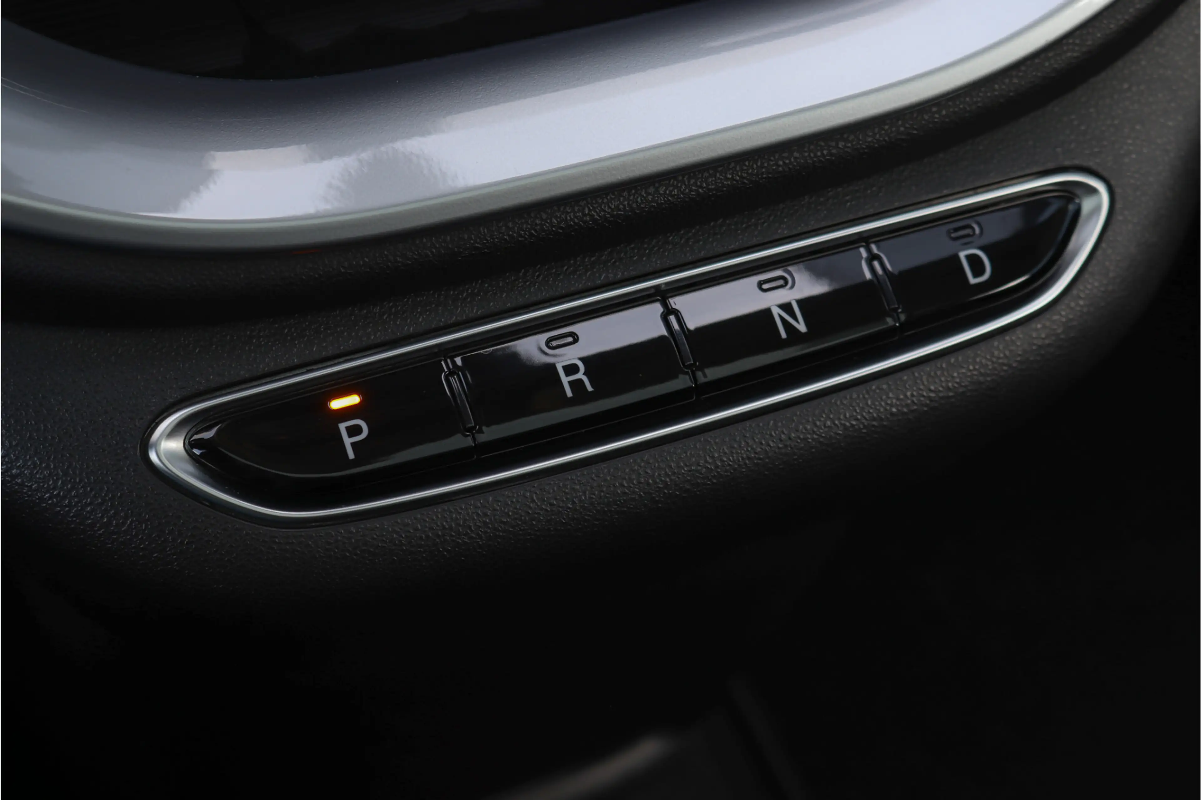 Fiat 500e Icon 42 kWh Magic Eye Pano Carplay Zeer luxe Garan — photo 16