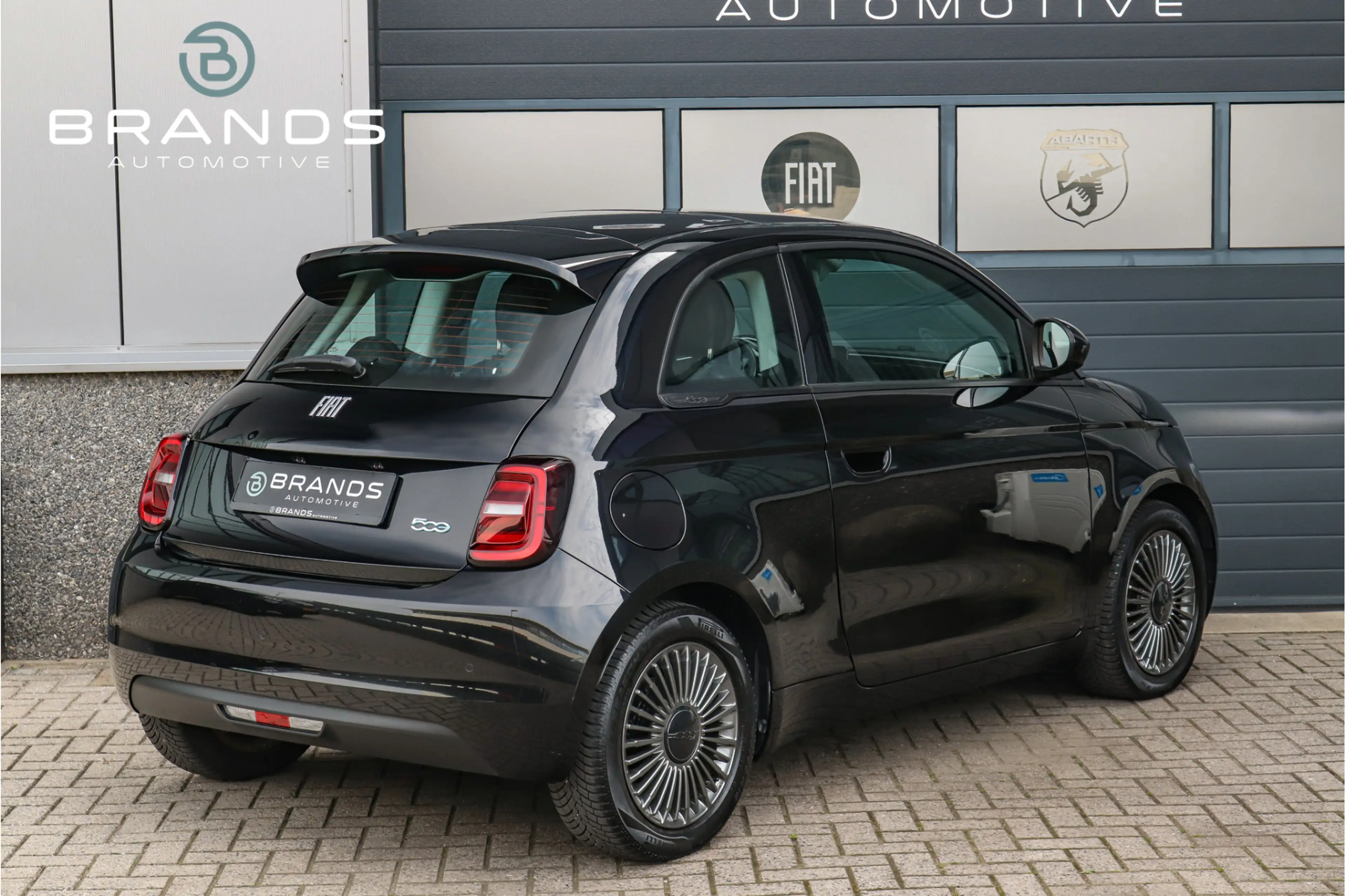 Fiat 500e Icon 42 kWh Magic Eye Pano Carplay Zeer luxe Garan — photo 2