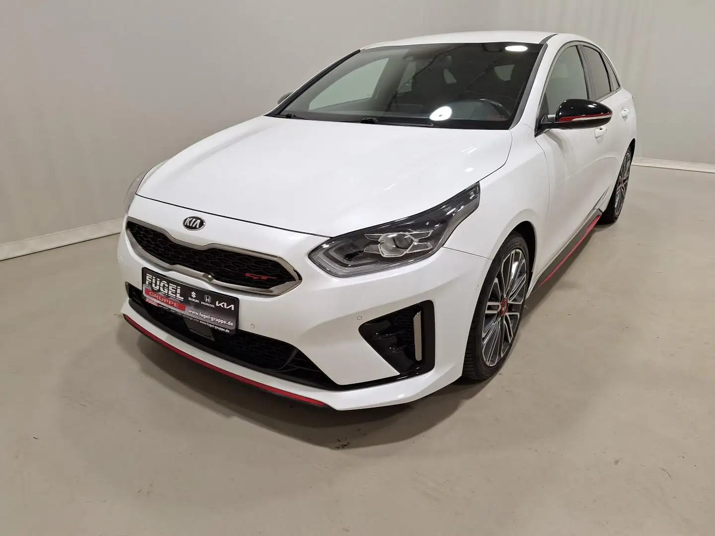 Kia ProCeed / pro_cee'd 1.6 TGDI DCT GT Komfort 4xSHZ|JBL|Navi|ACC|RFK Fehér - 2
