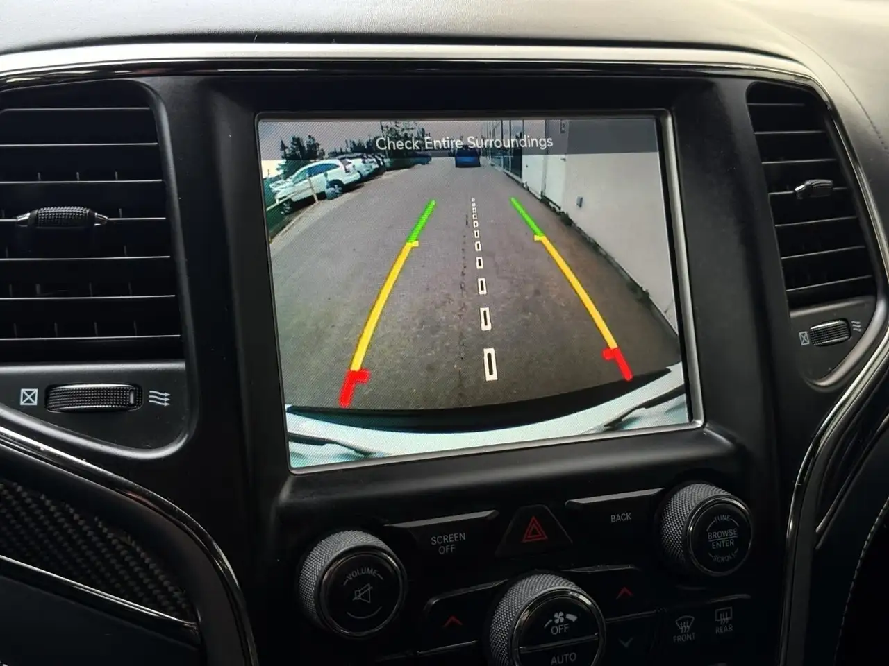 Jeep Grand Cherokee снимка Jeep Grand Cherokee
